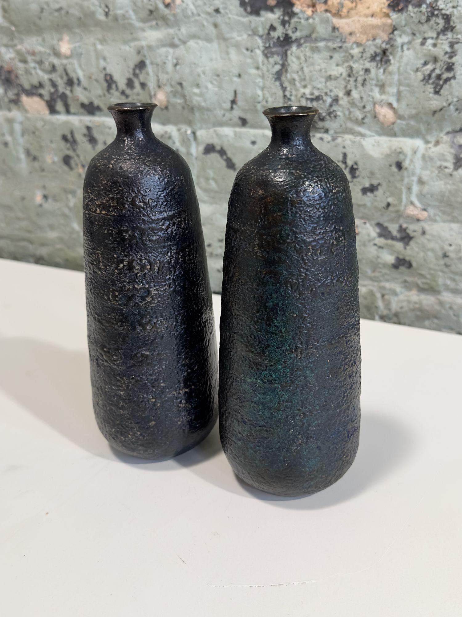 Mid-Century Modern Japanese Craftsman Bronze Vases Black Volcanic Patinated Enamel, Japan 1930's For Sale