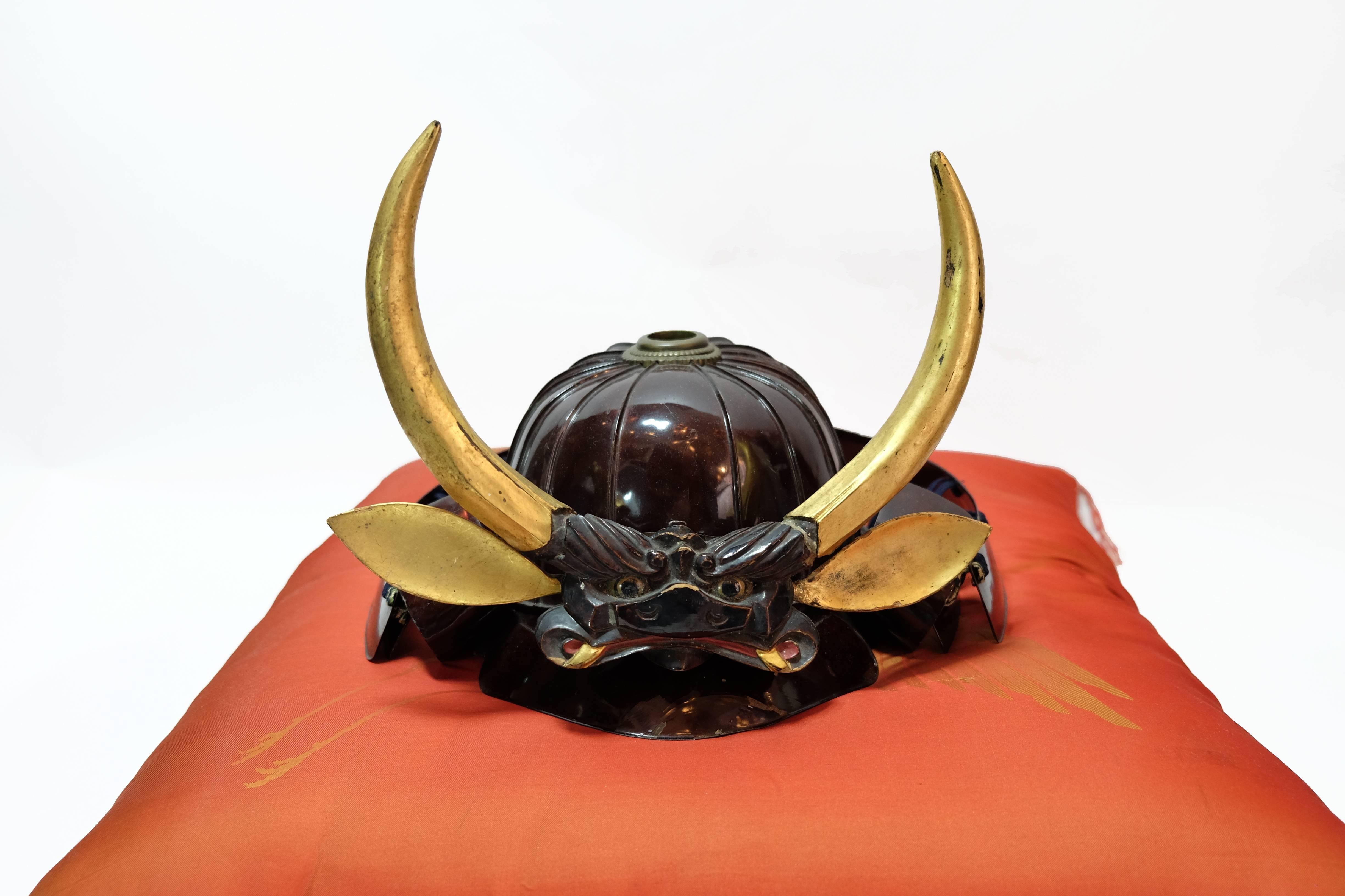 Japanese Dark Brown Lacquered Samurai Warrior Ornamental Helmet, 1850s 8