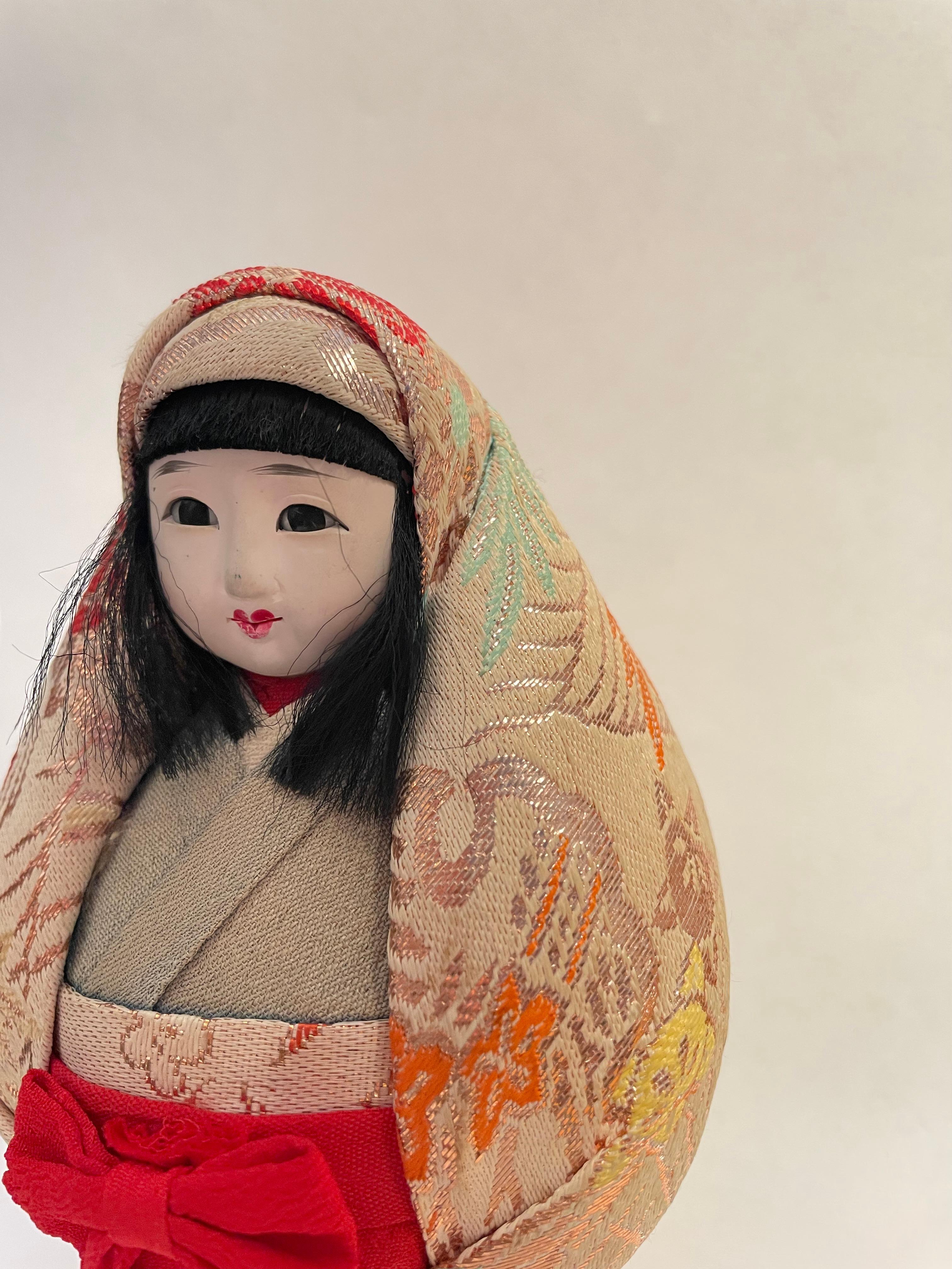 Fatto a mano Bambola Daruma giapponese HIMEDARUMA Yuhime-ningyo Ehime anni '90 in vendita