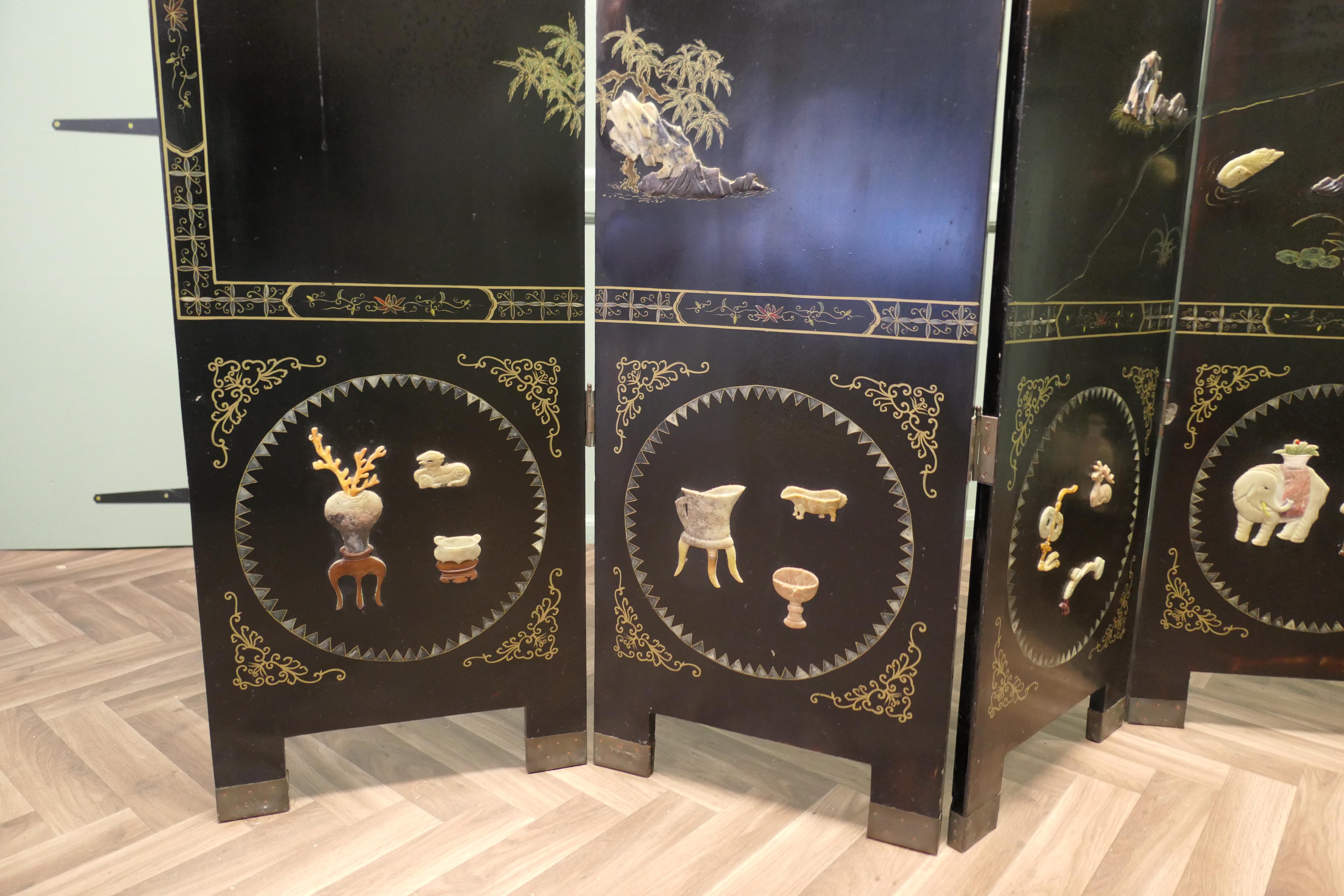 Japanese Decorated Lacquer and Painted Folding Screen For Sale 4