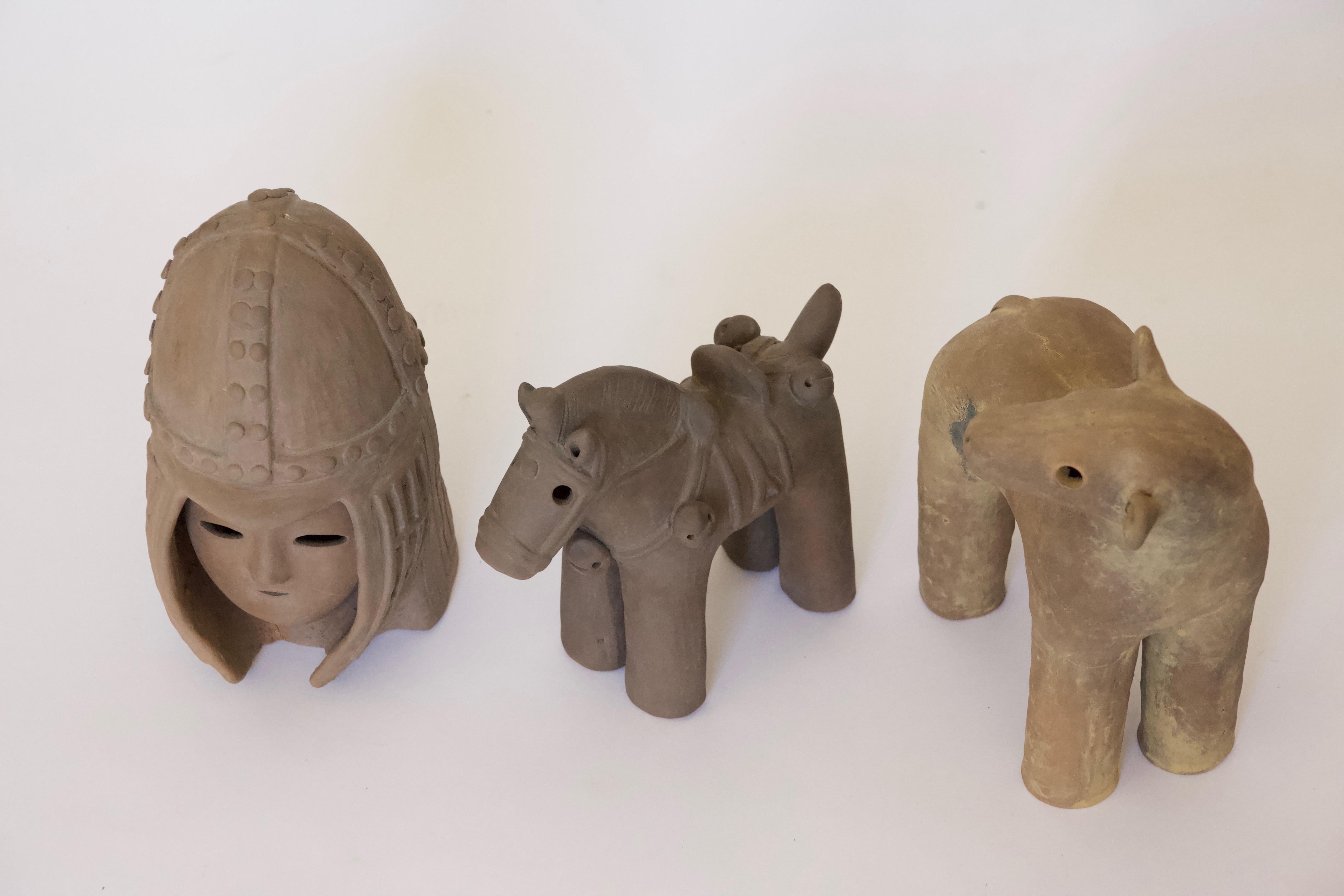 Japanese Decorative Haniwa Style Ceramic Figures In Good Condition For Sale In Pittsburgh, PA