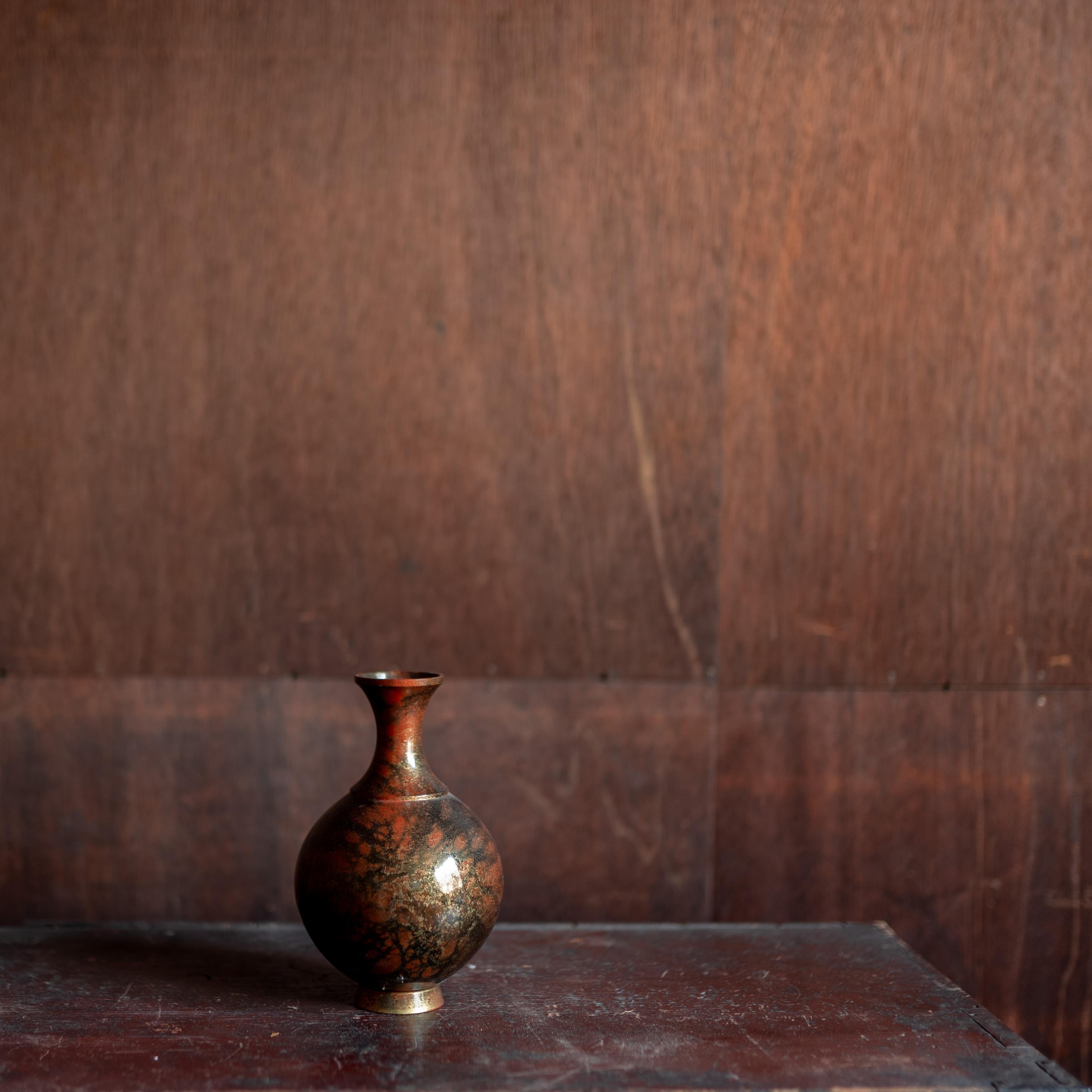 Vaso decorativo giapponese, Giappone, Wabi Sabi, inizio XX secolo In condizioni buone in vendita a Edogawa-ku Tokyo, JP