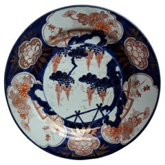 Antique Japanese Dish In Arita Porcelain With Imari Decor Of Wisteria, Japan Edo Period