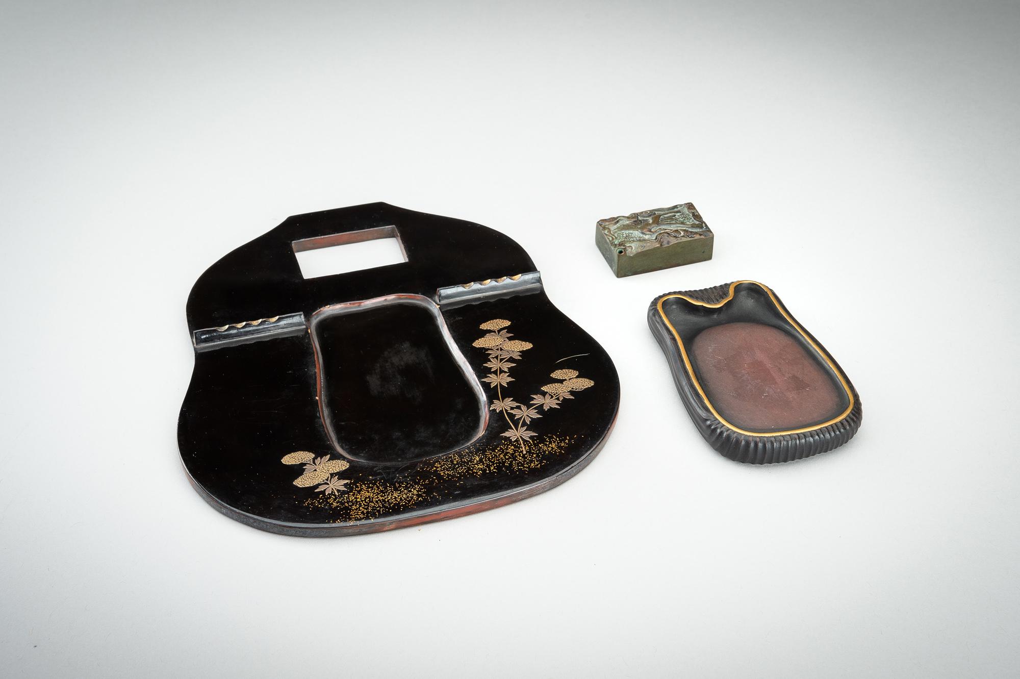 Japanese 'double gourd' lacquer suzuri’bako (writing box) by Hara Yôyûsai 原羊遊斎 For Sale 6