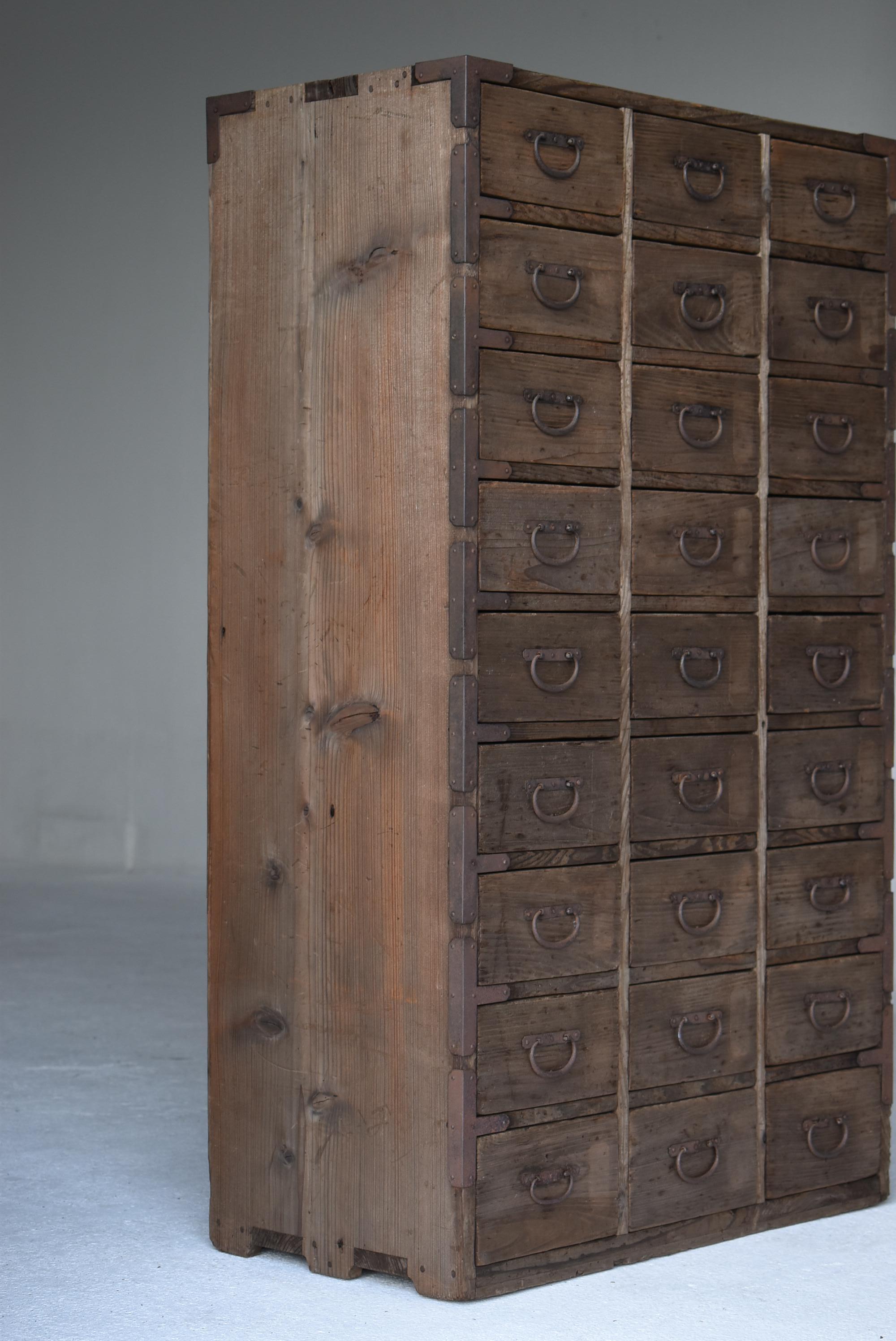 Japanese Antique Drawer Storage 1900s-1920s / Tansu Sideboard Wabi Sabi For Sale 8