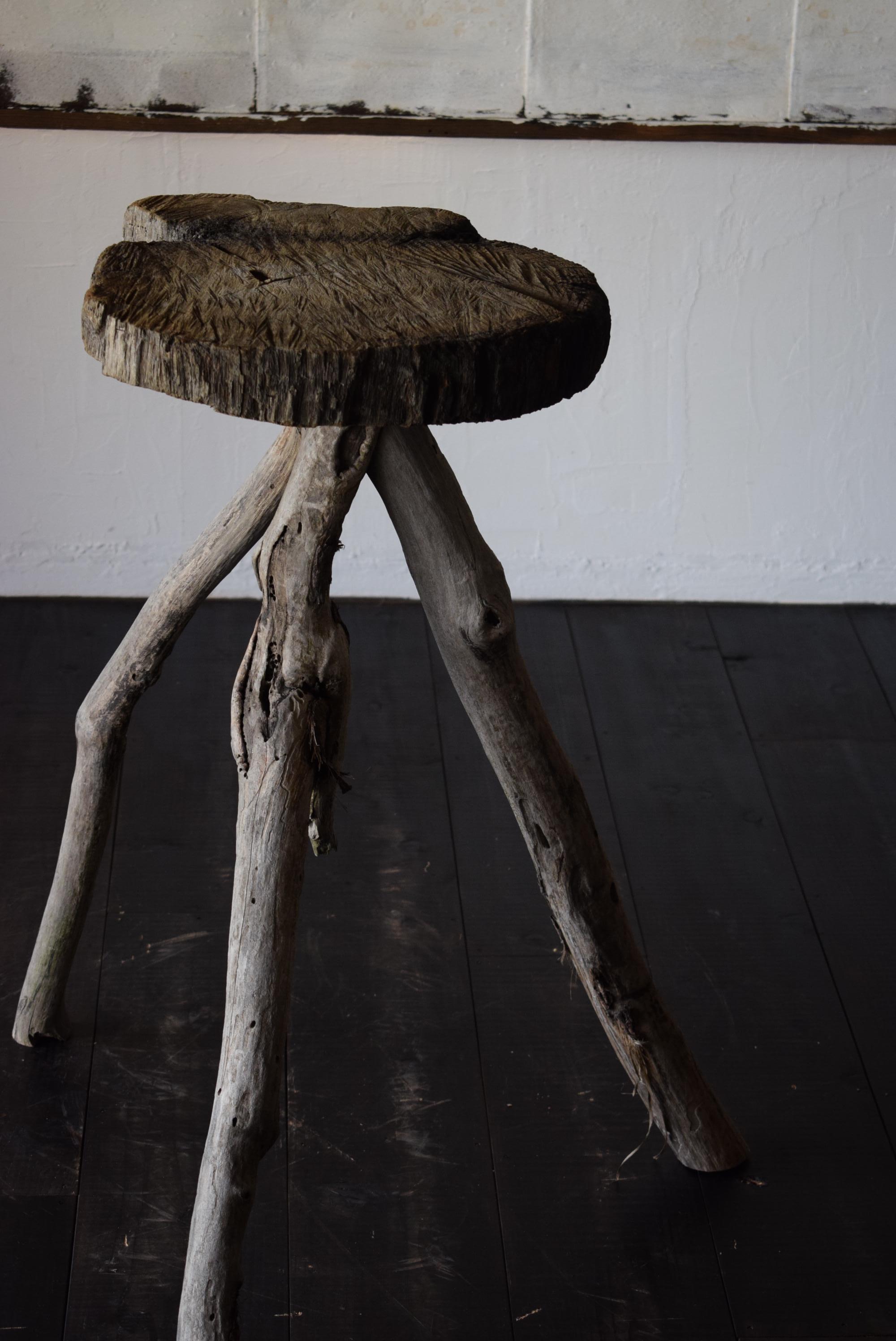 Japanese Driftwood Side Table / Table Wabisabi In New Condition In Sammu-shi, Chiba