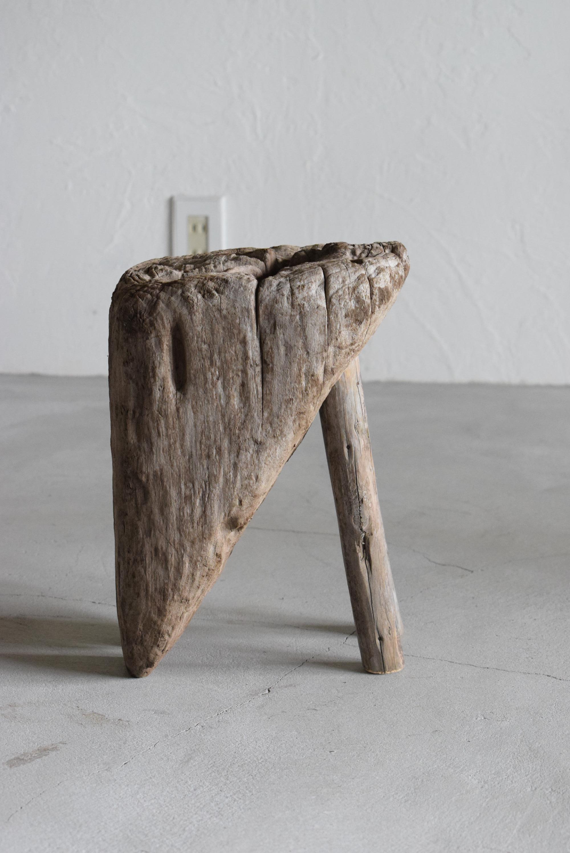 Japanese Driftwood Stool / Wabisabi Stool 8
