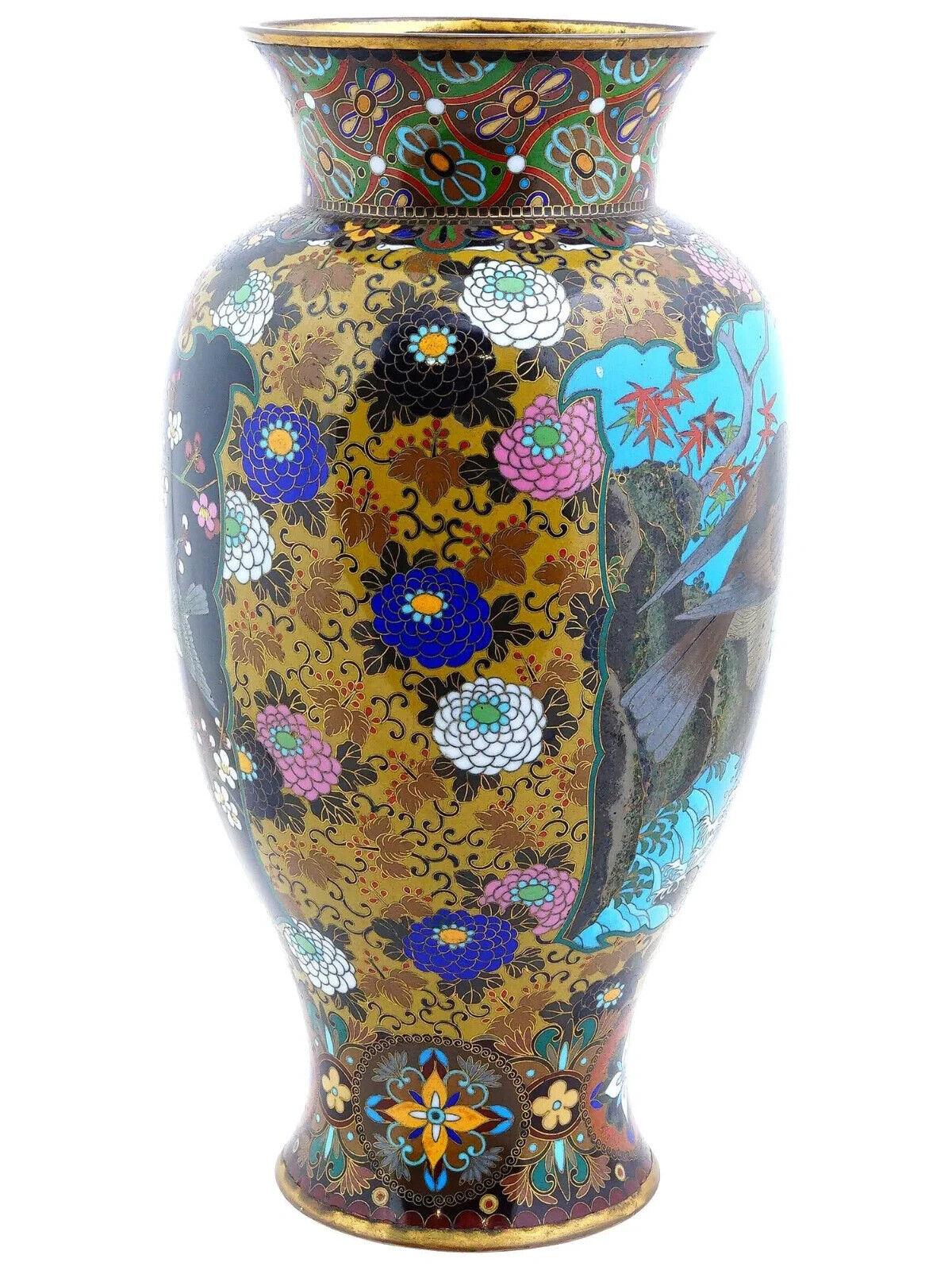 Jarrón de esmalte de cloisonné con diseño floral de águila japonesa Cloissoné en venta
