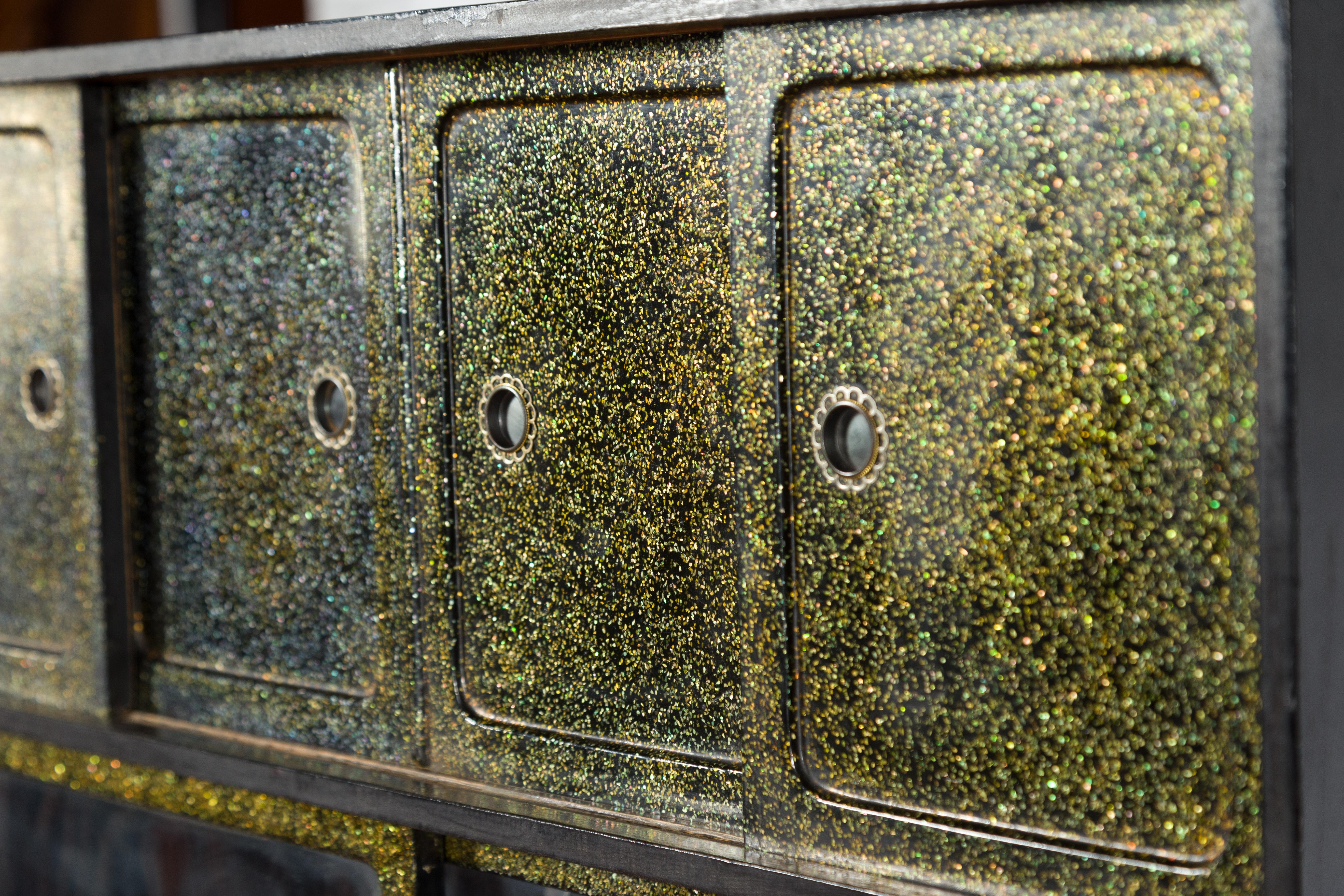 Japanese Early 20th Century Black and Gold Speckled Compound Cabinet For Sale 4