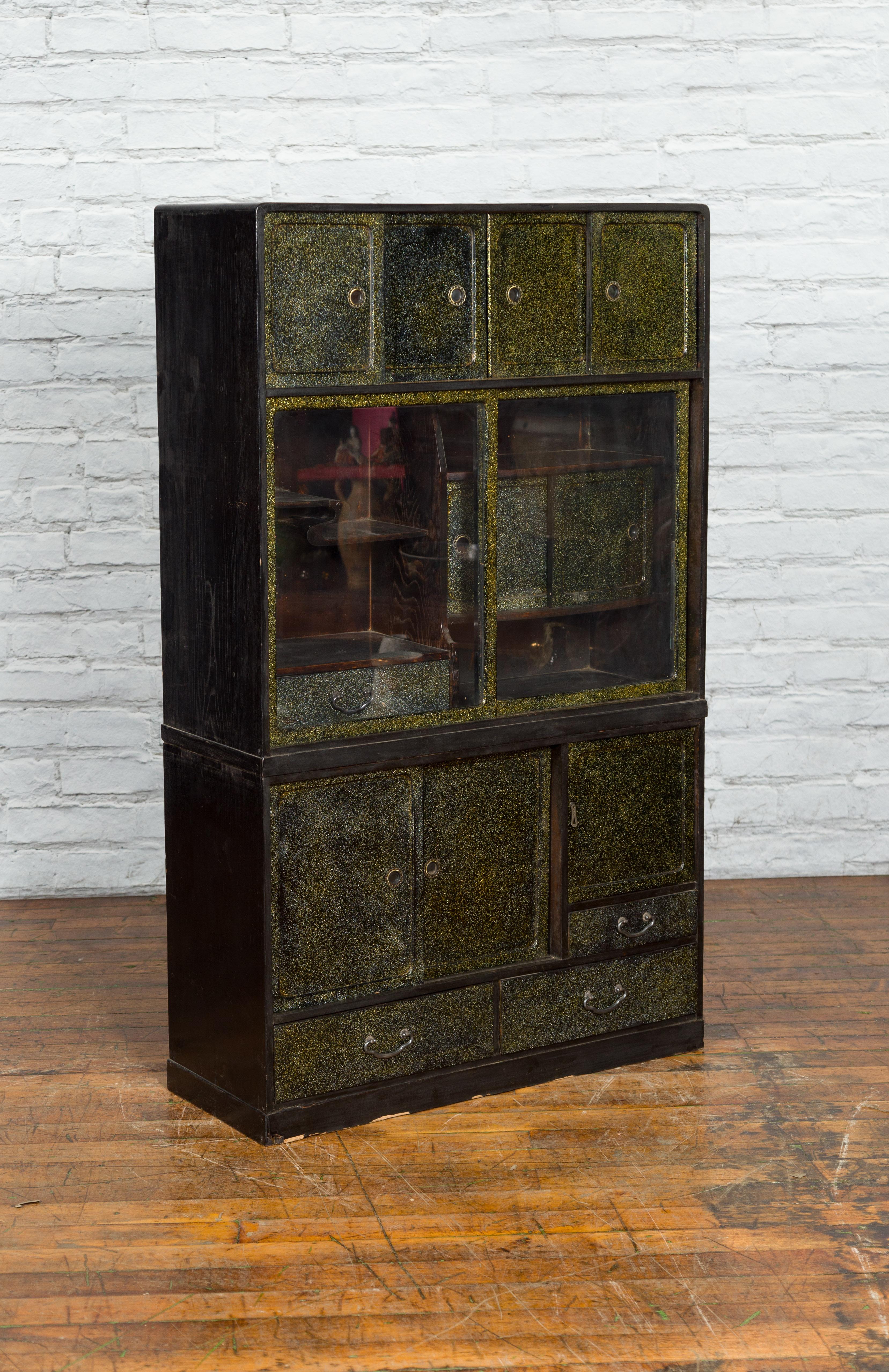 Japanese Early 20th Century Black and Gold Speckled Compound Cabinet For Sale 11