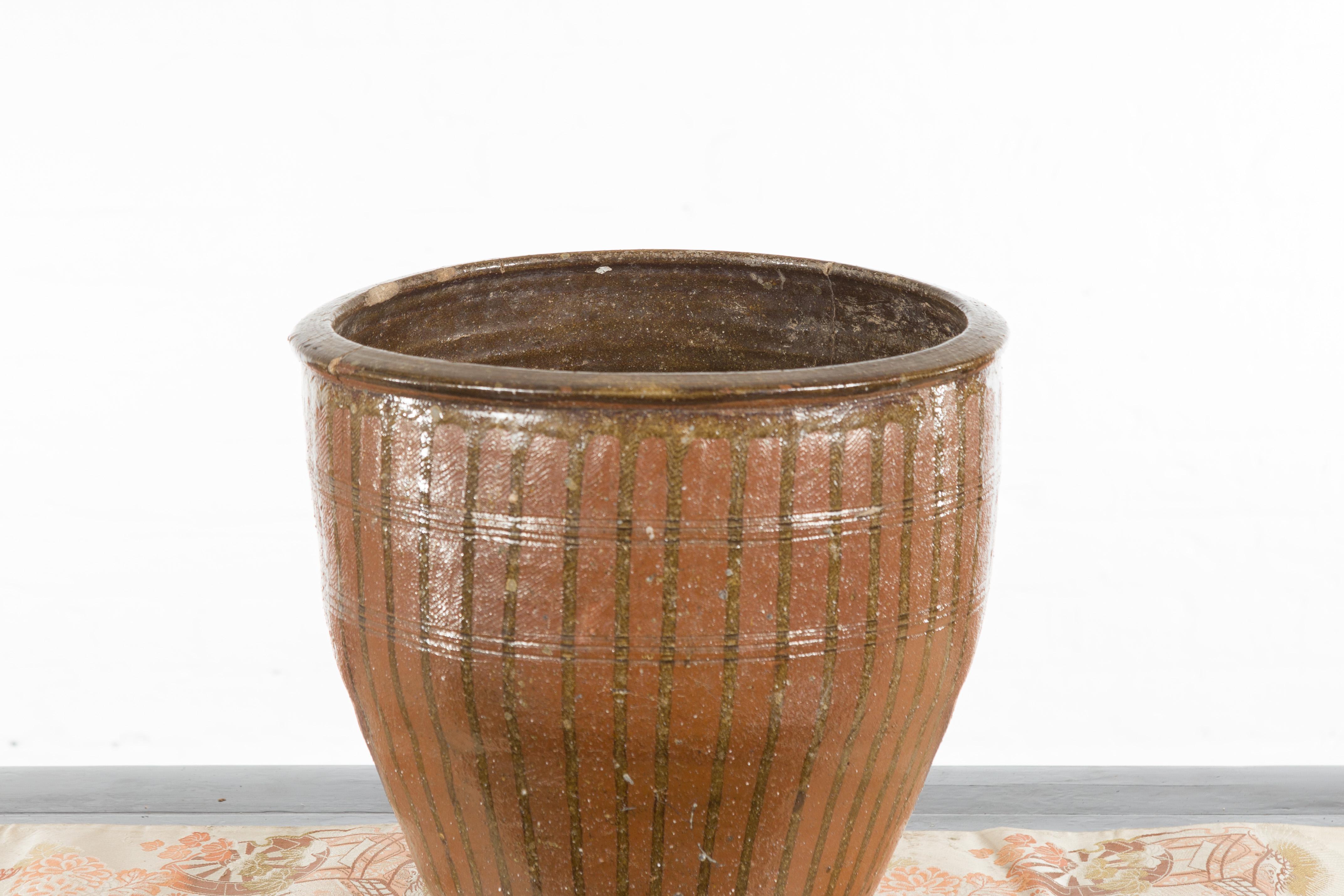 Vernissé Pot en porcelaine japonaise Tamba Tachikui marron du début du 20e siècle avec trempage en vente