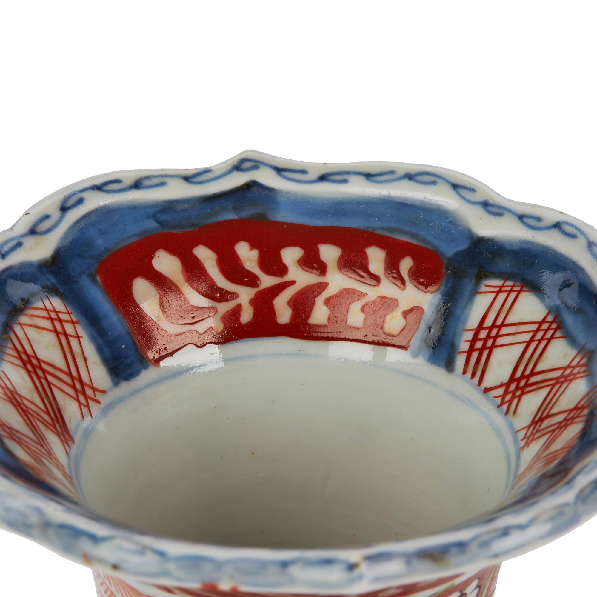 Japanese Early Meiji Imari Decorated Porcelain Vase, 19th Century In Good Condition In Bishop's Stortford, Hertfordshire