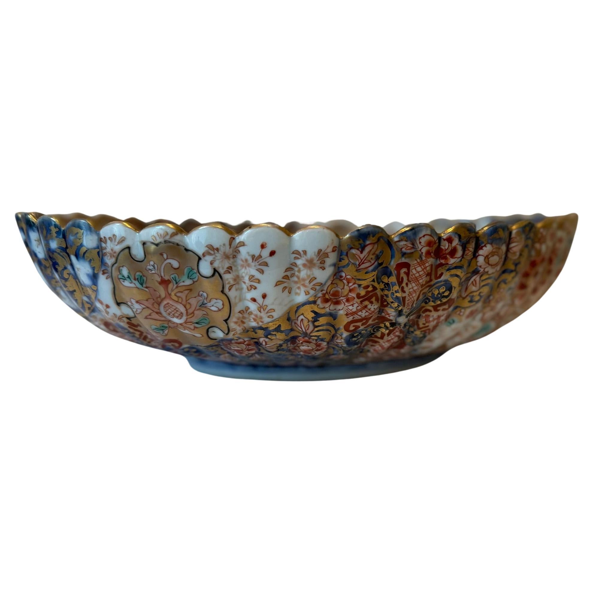 Japanese Early Meiji Period Porcelain Bowl, circa 1870 For Sale 4
