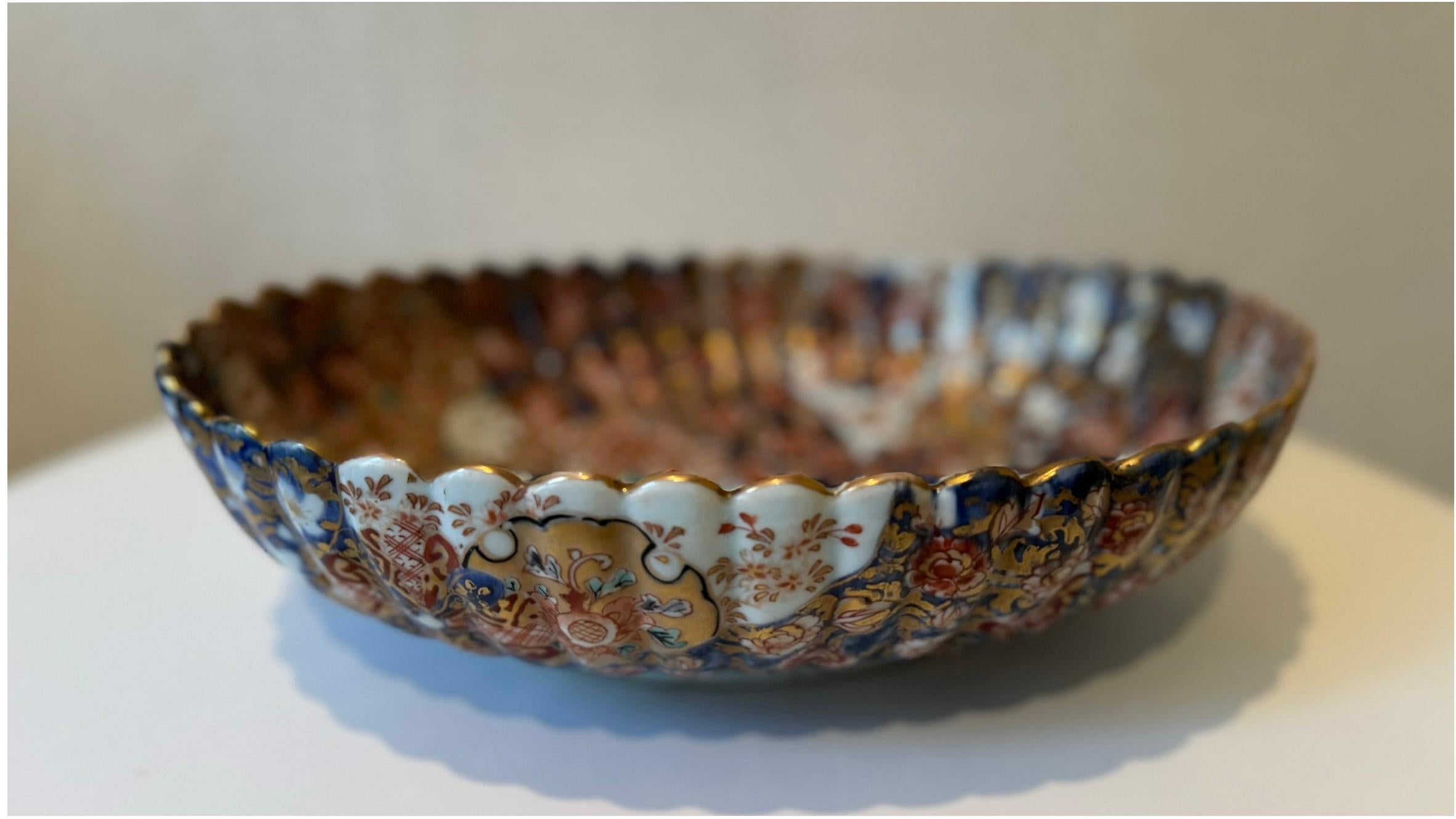 Japanese Early Meiji Period Porcelain Bowl, circa 1870 For Sale 5