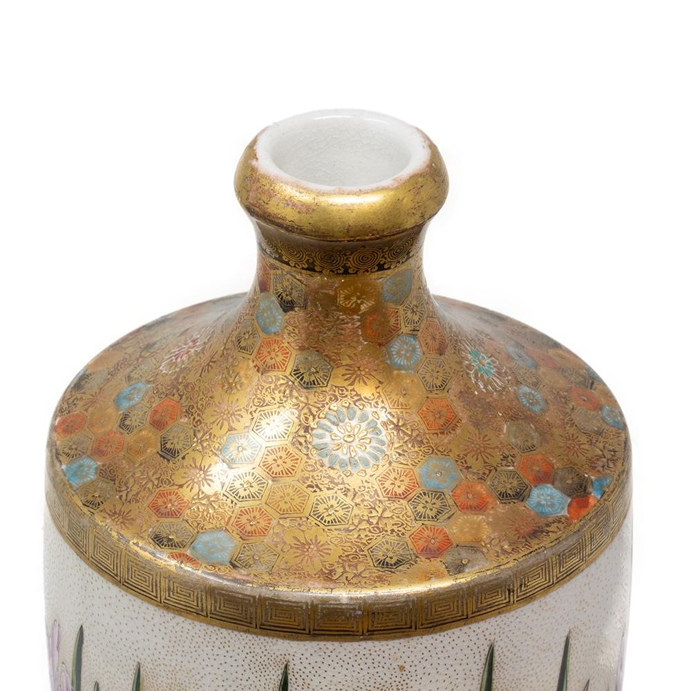 Japanese Earthenware Meiji Period Satsuma Iris Vase by Ryuzan For Sale 1