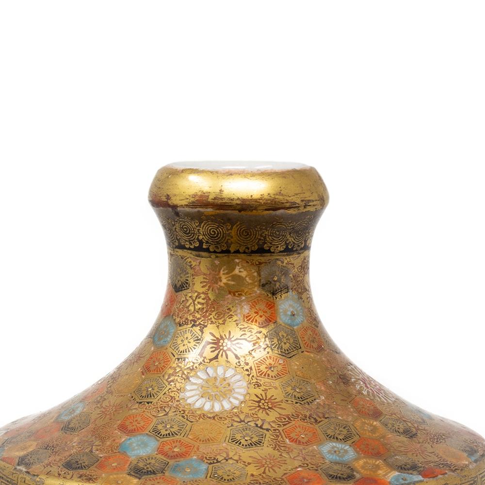 Japanese Earthenware Meiji Period Satsuma Iris Vase by Ryuzan For Sale 3