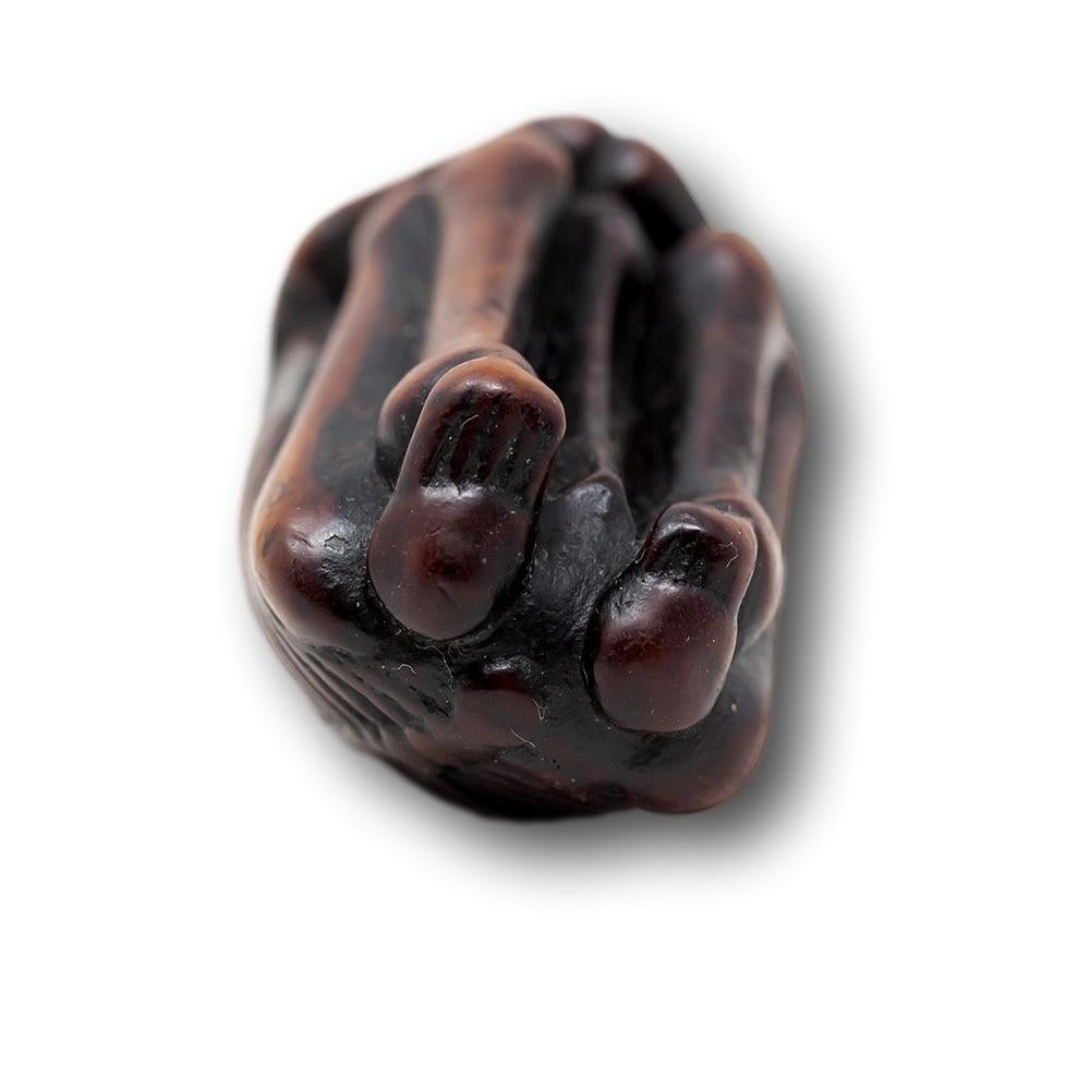 Période Edo japonaise (1603-1868) Foetus Netsuke en vente 2