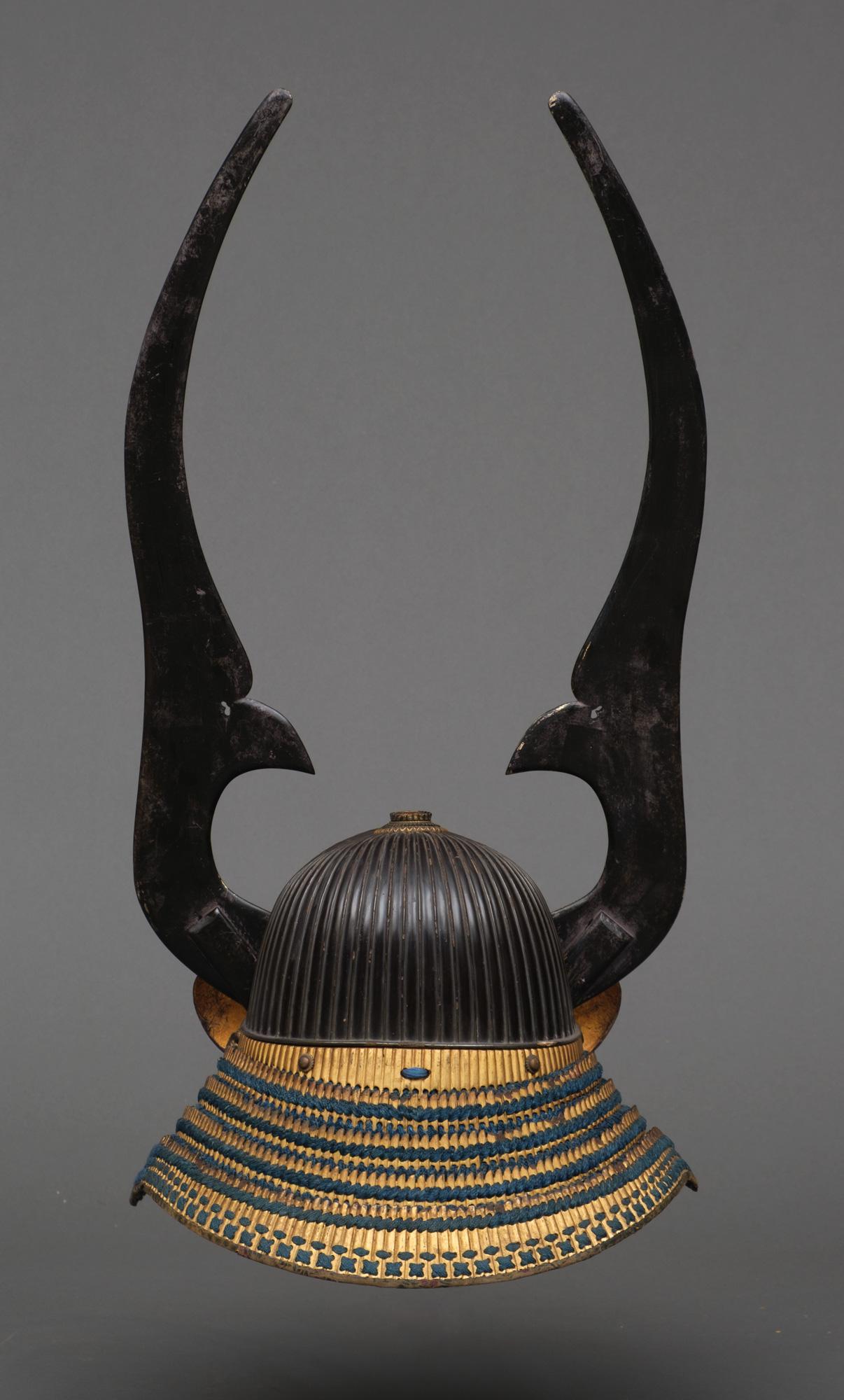 Japanese Edo-Period 62-Plate Kabuto 兜 'Helmet' with Long Lacquer Wakidate 1