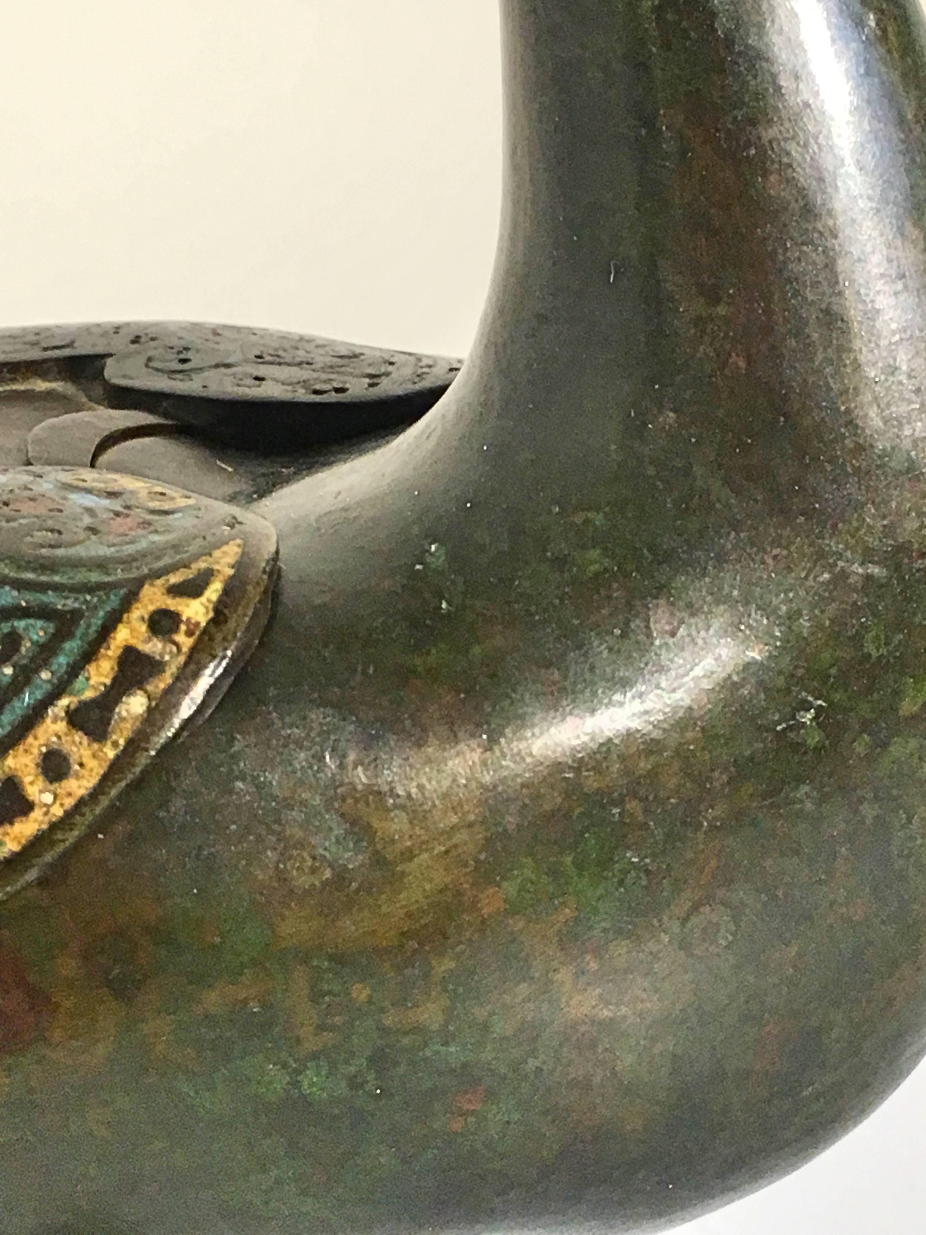 Encensoir japonais d'époque Edo en bronze et forme d'oie champlevée, milieu du 19e siècle 8