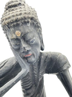 Buddha seduto del digiuno intagliato del periodo Edo giapponese, 18° C./inizio 19° C.