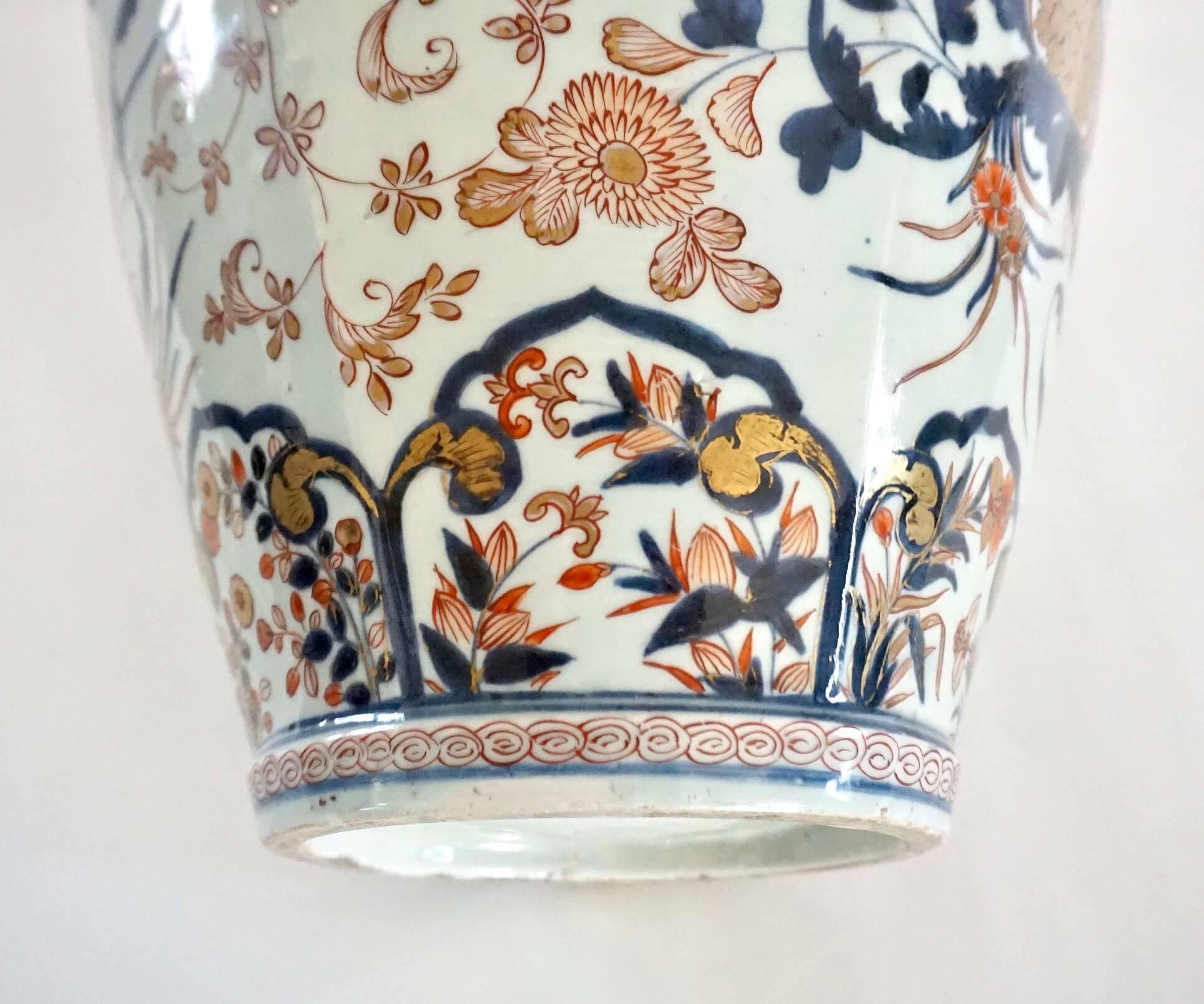 Japanese Edo Period Imari Porcelain Vase and Table Lamp, circa 1700 6