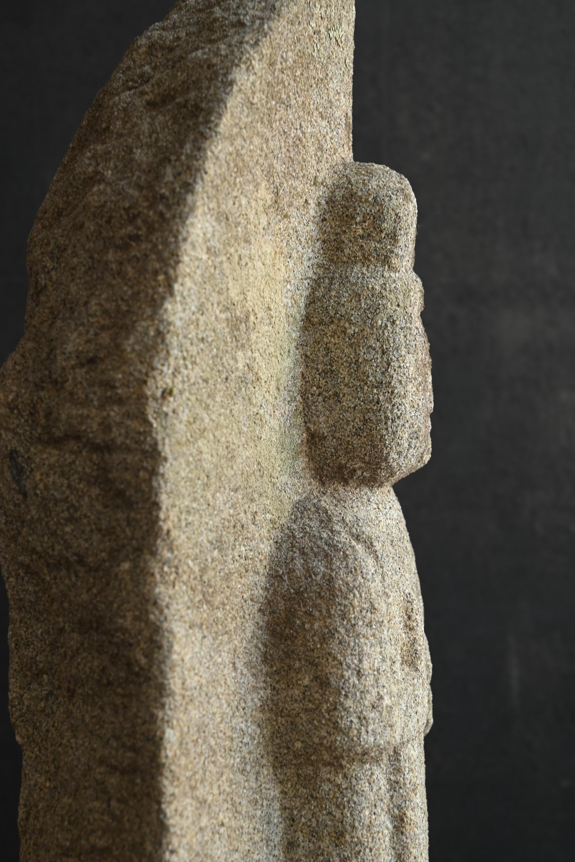 Japanischer Kannon-Stein-Buddha aus der japanischen Edo-Periode/1700-1850/Gartenornament im Angebot 6