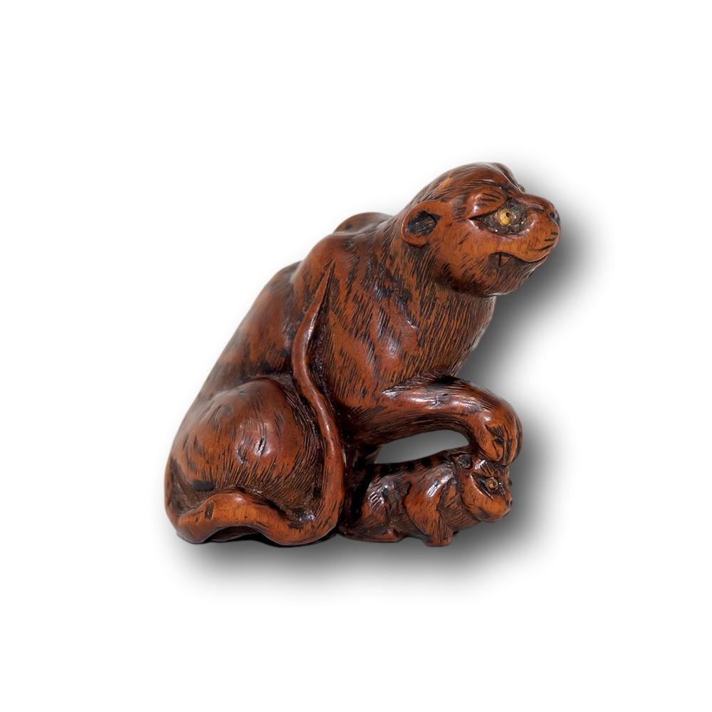 Japanese Edo Period Tiger & Cub Boxwood Netsuke Singed Masayoshi In Good Condition In Newark, England