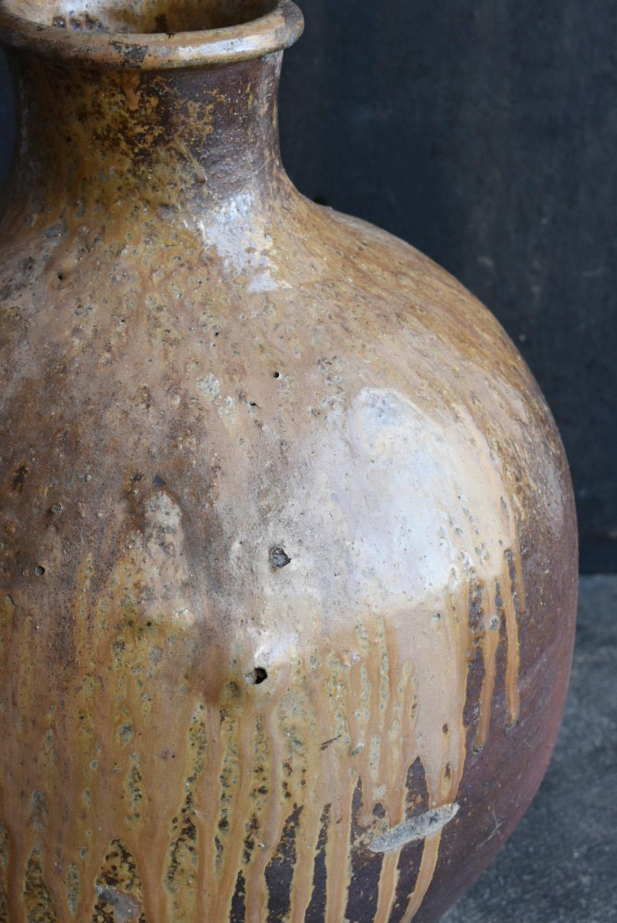 Japanese Edo period vase/17th to 19th century/Antique vase/Natural glaze 2