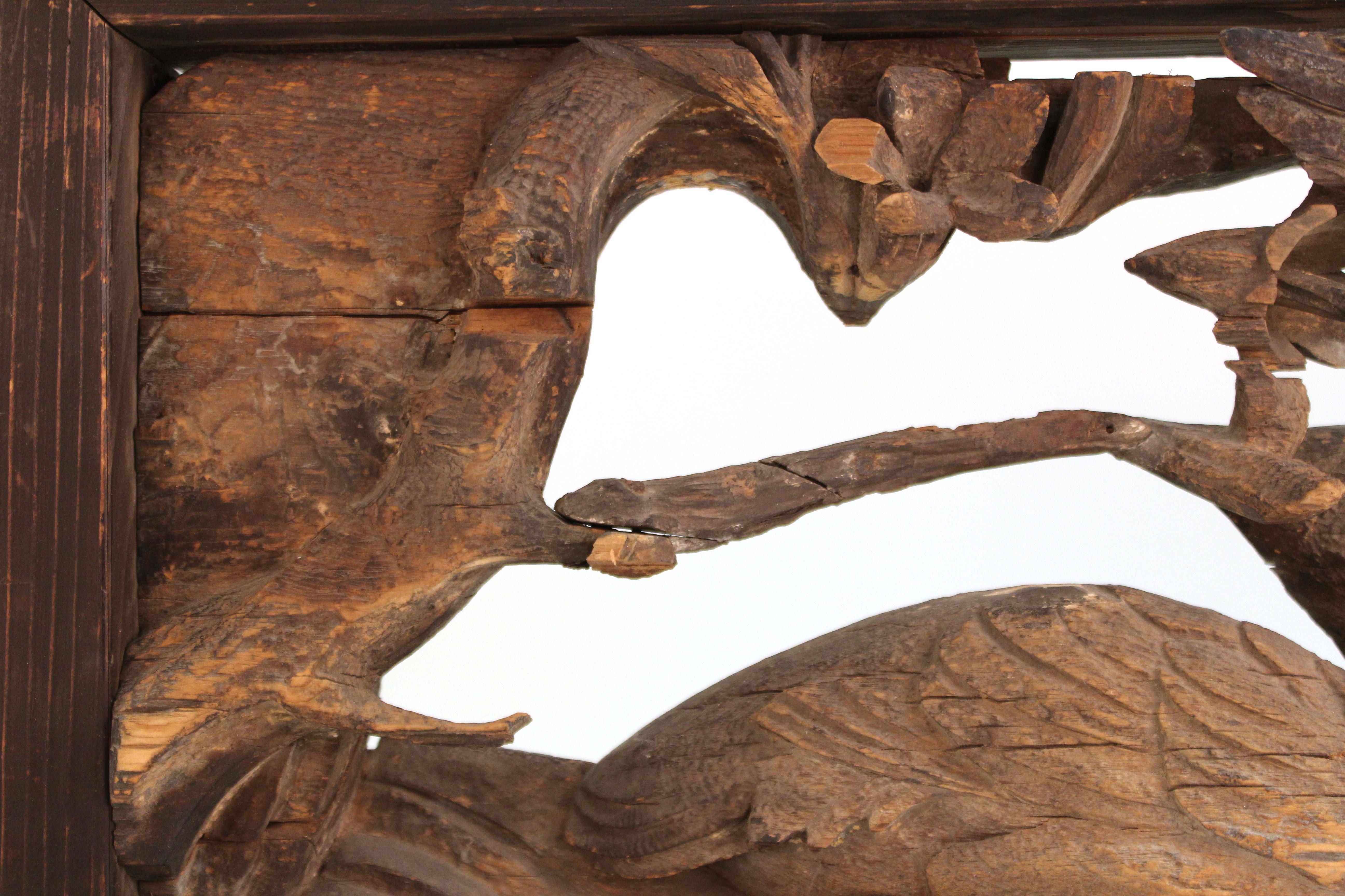 Sculpture de temple japonaise en bois de la période Edo avec colombes en vente 1