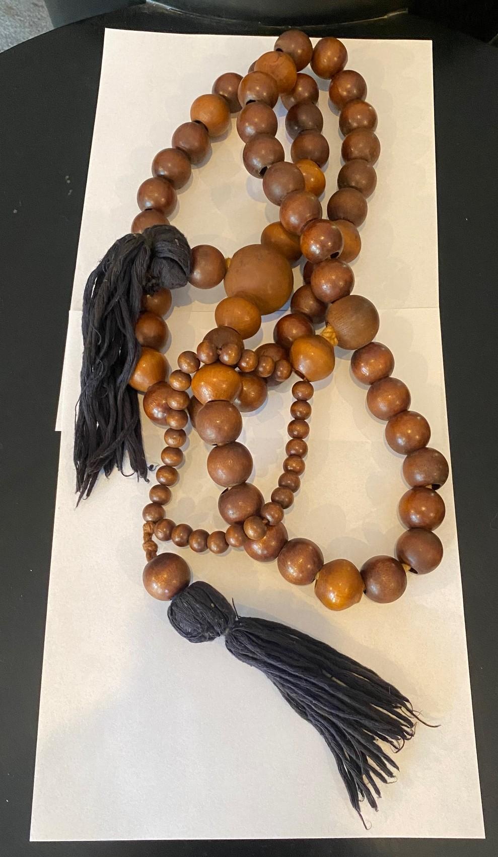 Hand-Carved Japanese Edo Temple Shrine Buddhist Monk Juzu Prayer Beads Mala Rosary Necklace For Sale