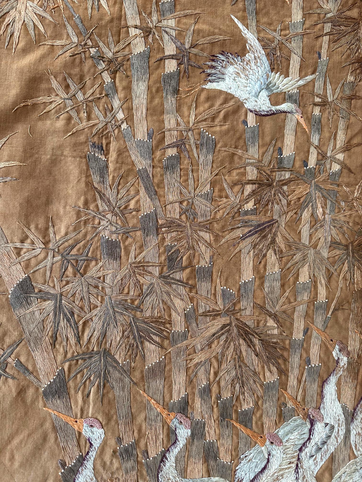 Japanischer Wandteppich mit Stickerei, ungerahmt, aus der Meiji-Periode im Angebot 4