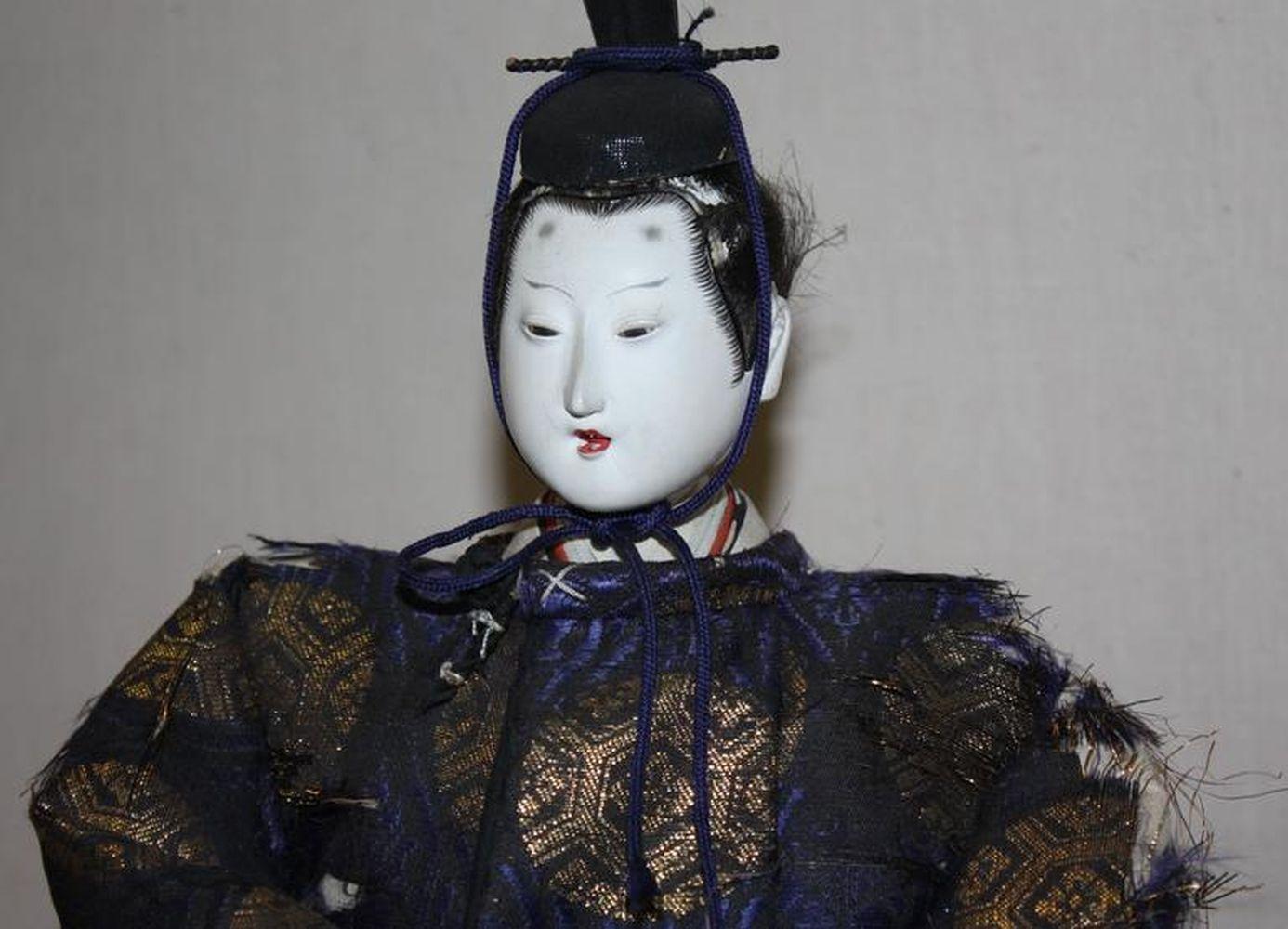 Japanese Emperor and Empress Dolls, Meiji Period 7