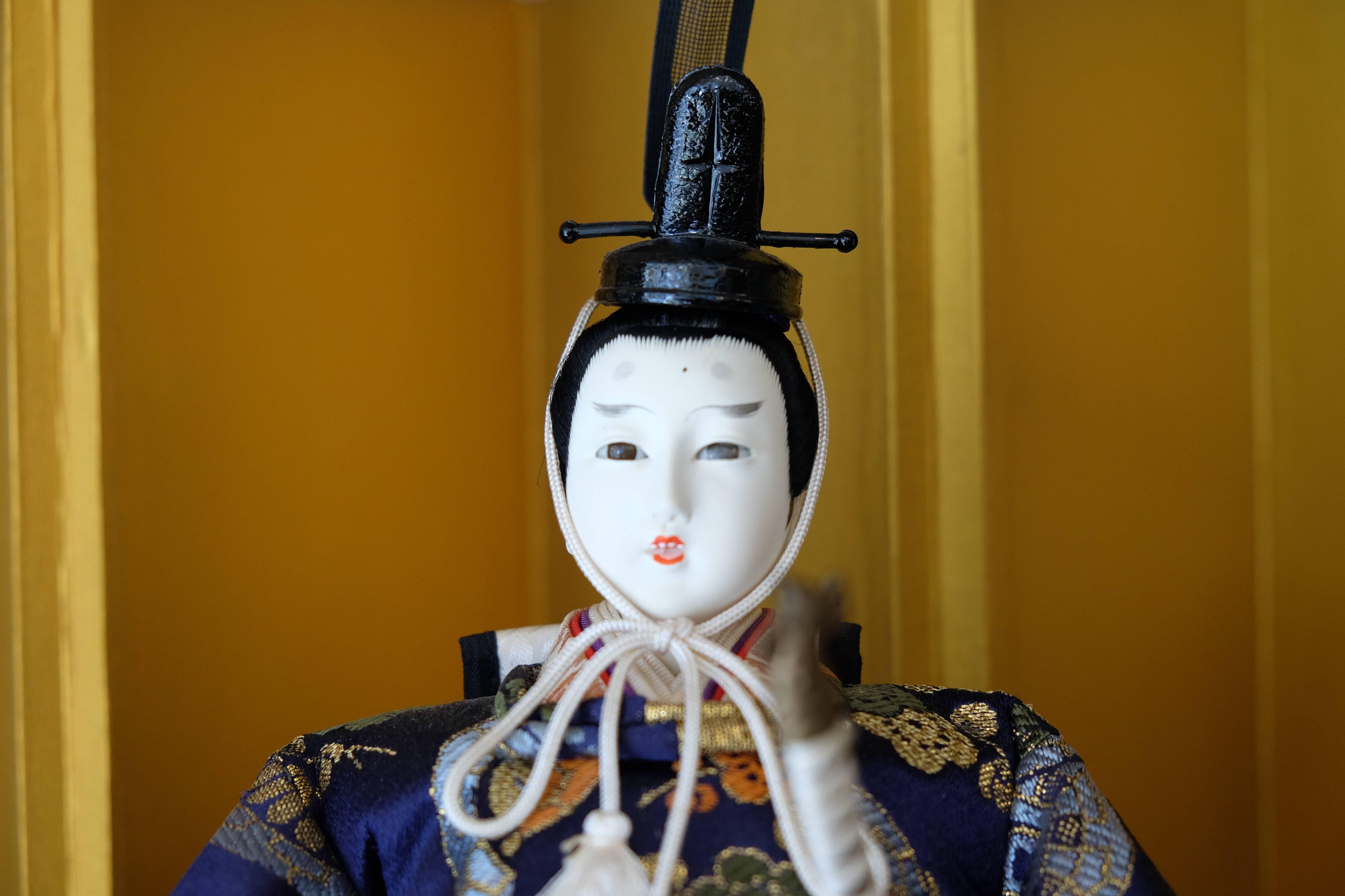 japanese emperor doll