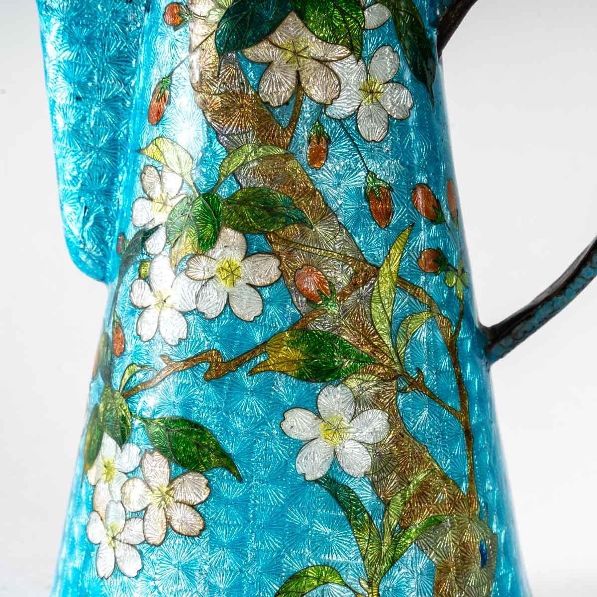 Silver Japanese enamel teapot, late 19th century 