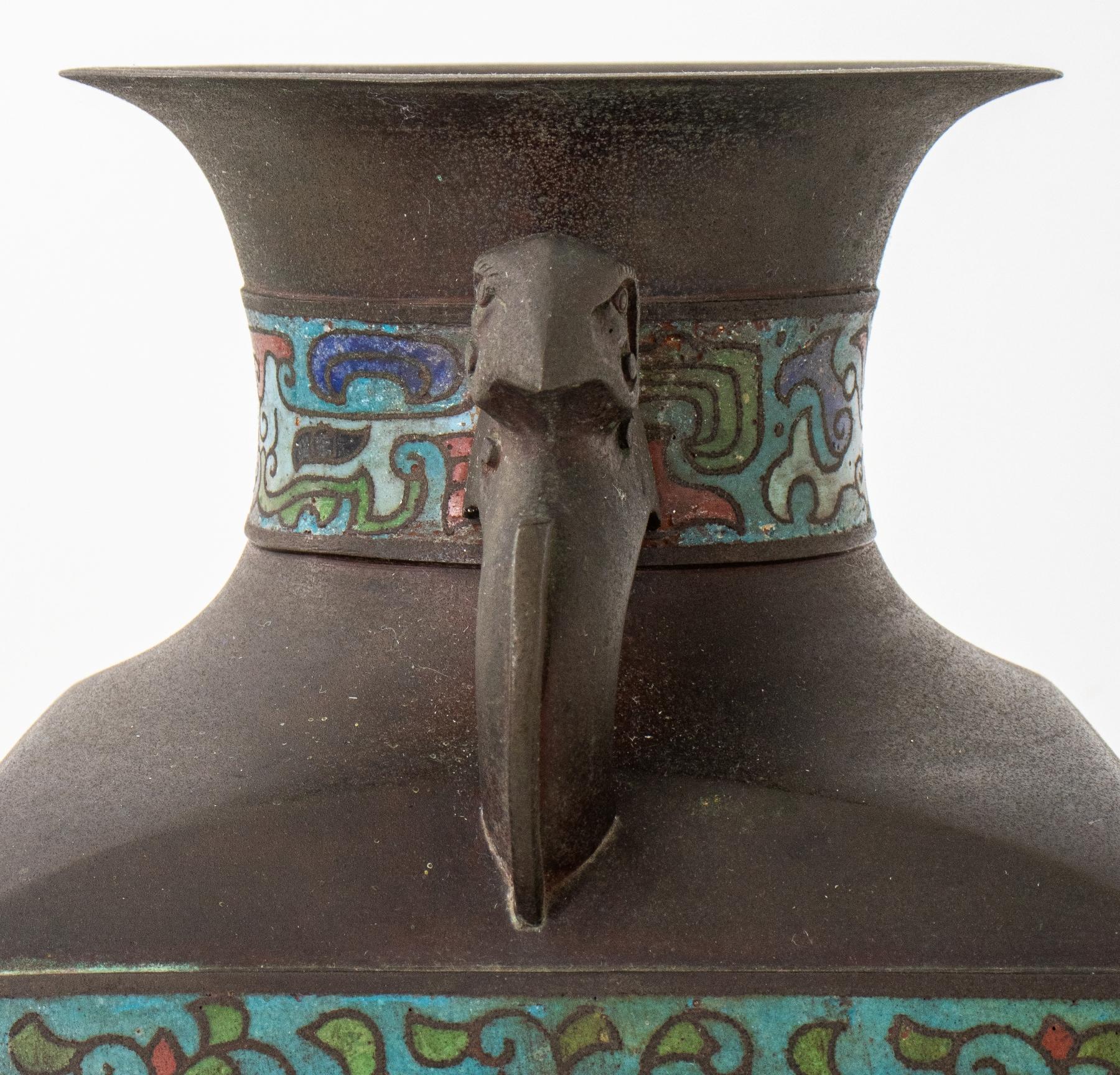 Japanese Enameled Bronze Vase. 20th C For Sale 3