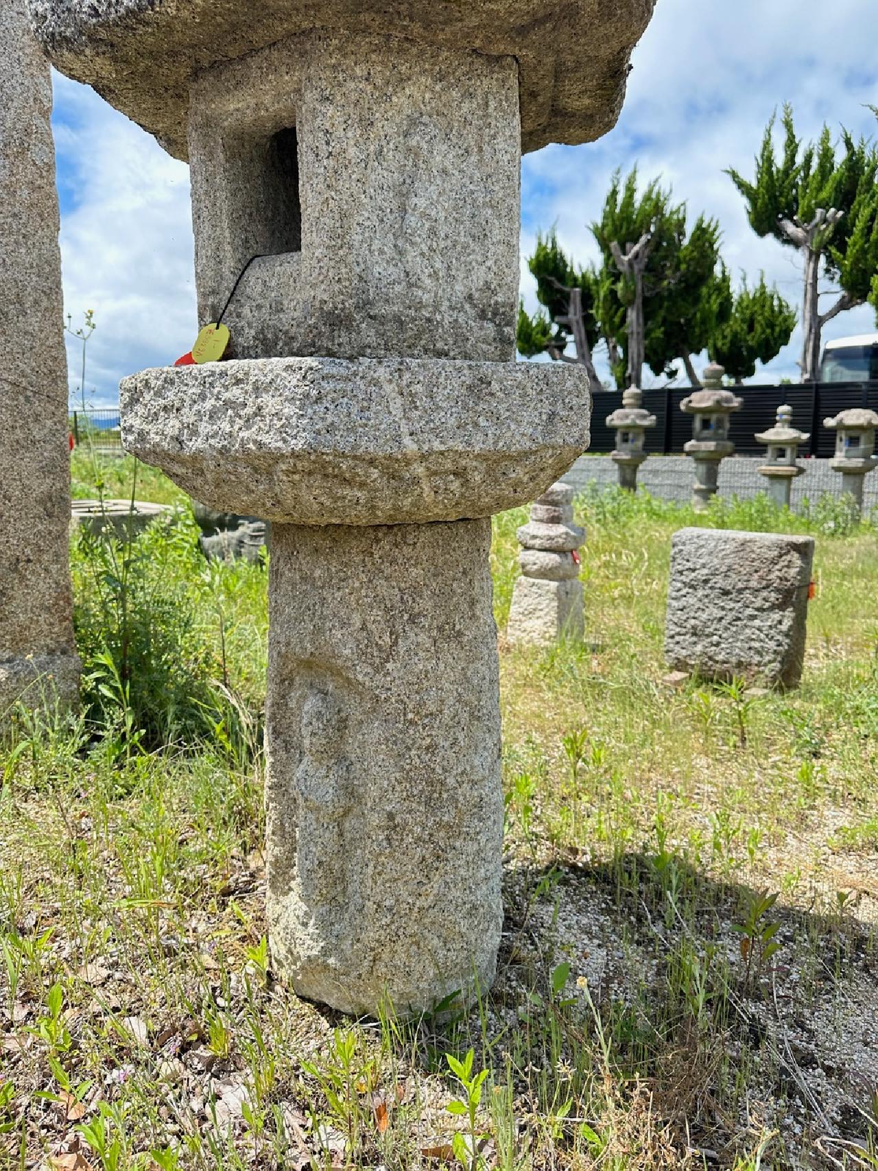 Excepcional Farol Cristiano Japonés Antiguo de Granito y Piedra en venta 8