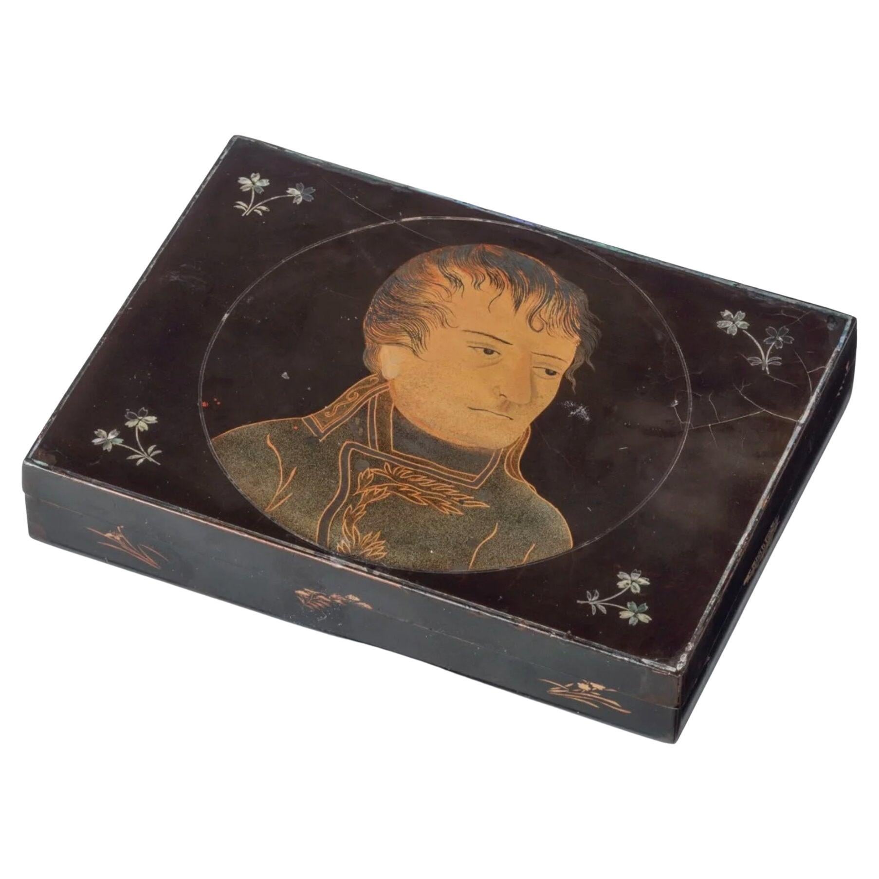 Japanese Export Nagasaki Lacquer Box with the Portrait of Napoleon Bonaparte For Sale