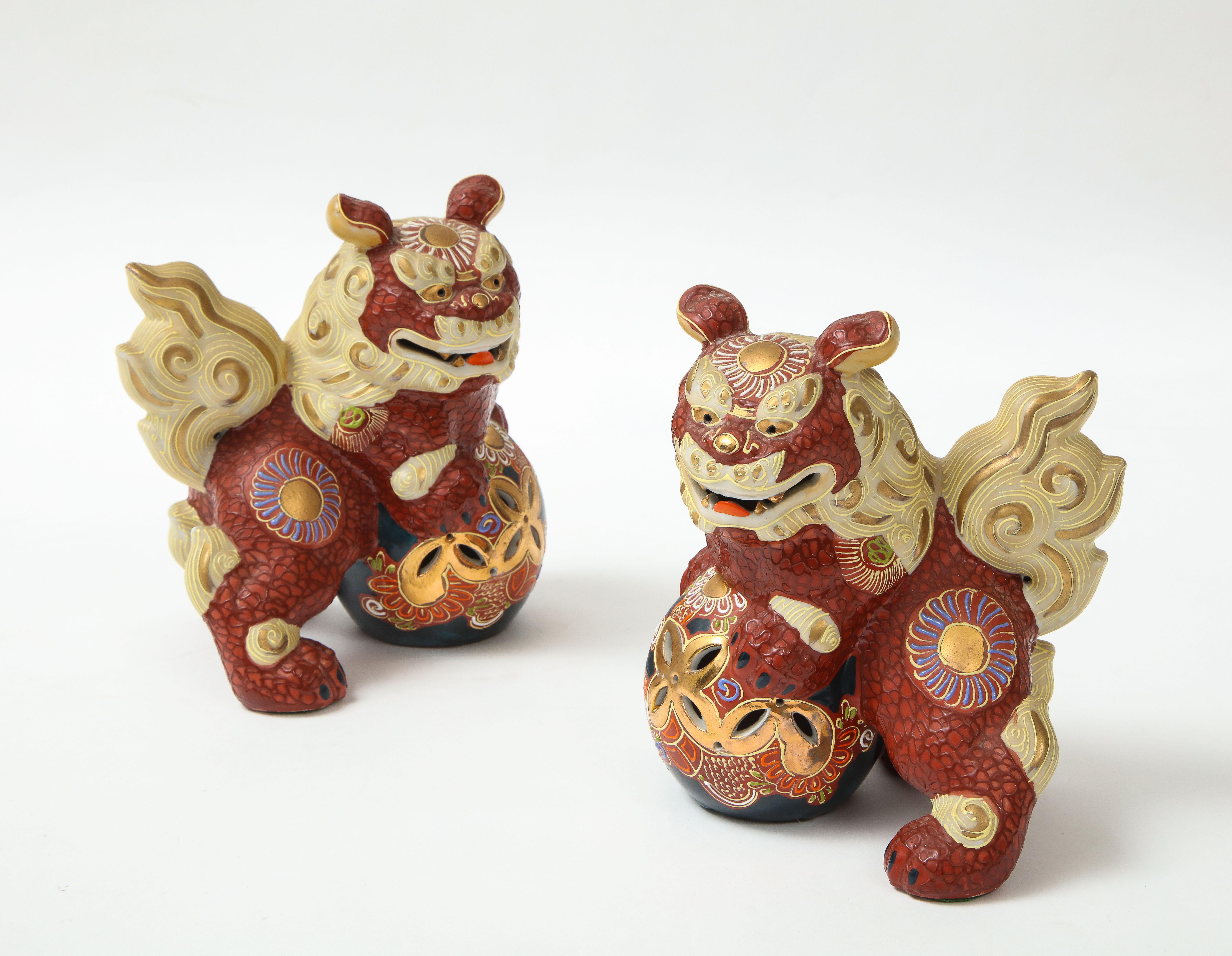 Chinoiseries Porcelaine d'exportation japonaise - Chiens Foo en vente
