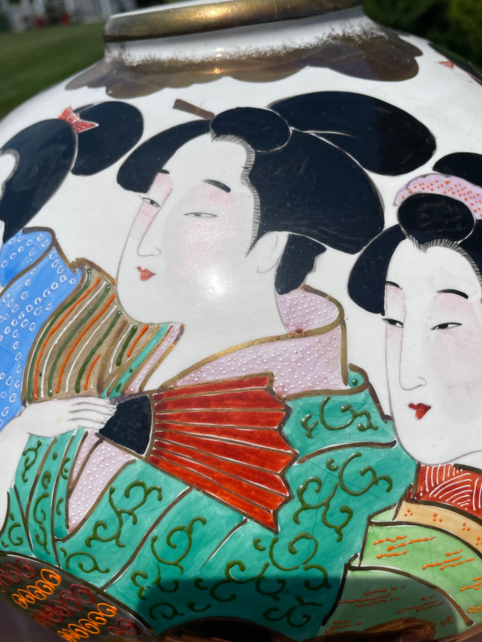 Japanese Extraordinary Geisha Kimono Ladies Hand Painted Vase  4
