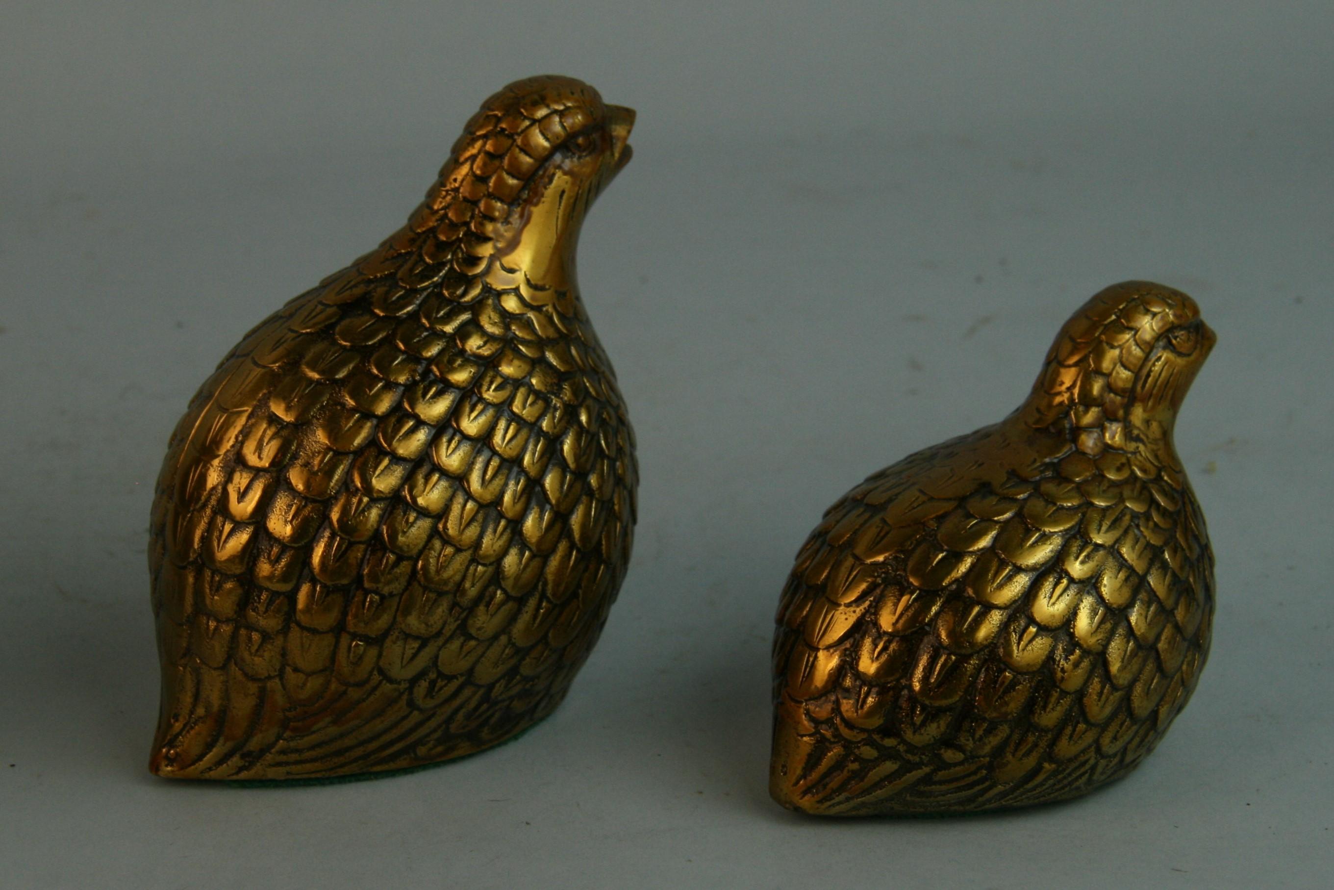 Japanese Family of Three Brass Quail Sculptures, Fine Detail For Sale 3