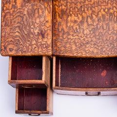 Japanischer Kleiderspiegel aus der Meiji-Periode aus figürlicher Ulme