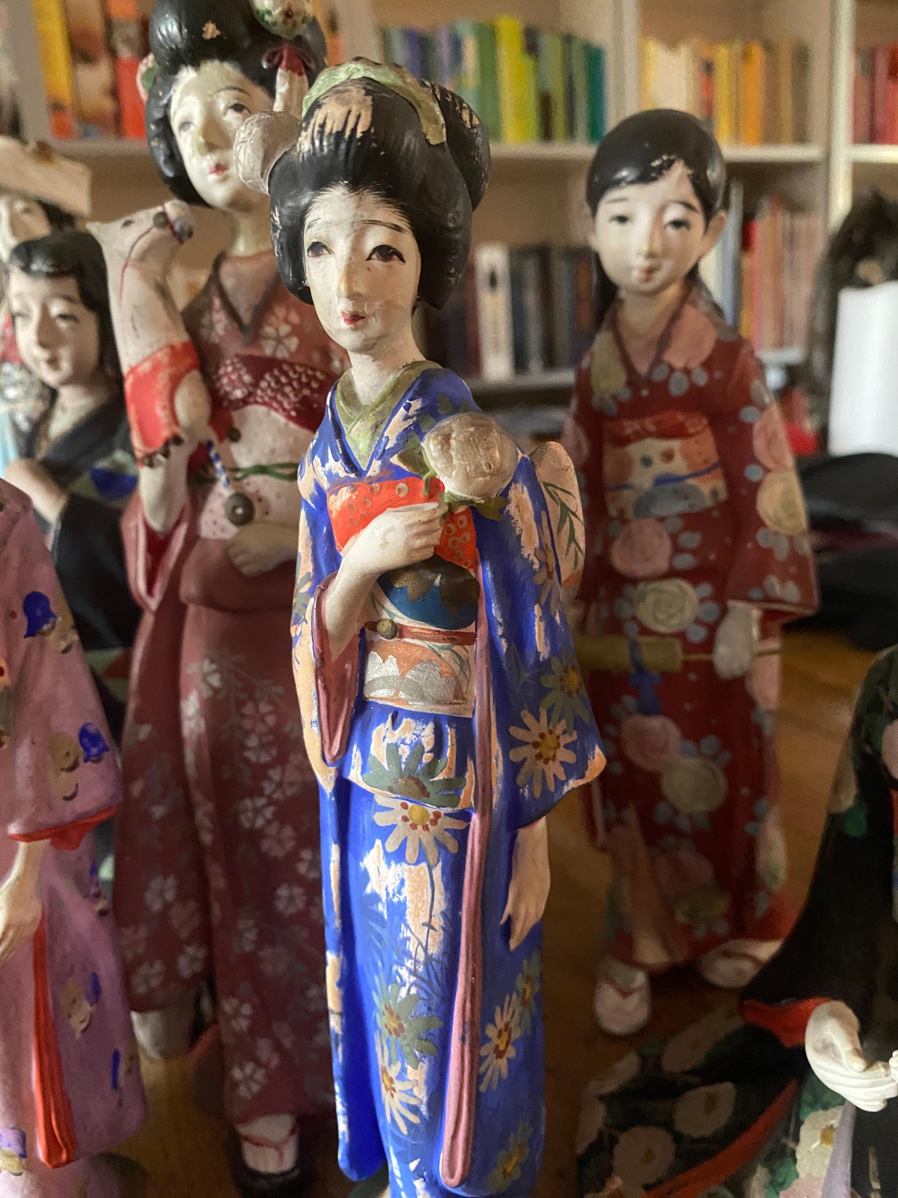 Japanese Figurines 1950s (9 pcs: 1 male and 8 females) 5