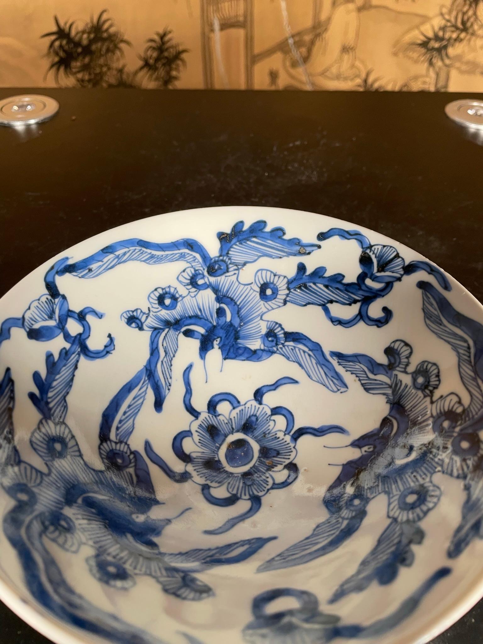 Hand-Crafted Japanese Fine Antique Blue and White Floral Tea Bowl, 19th Century For Sale