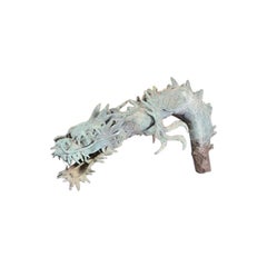 Bec verseur de dragon de temple japonais en bronze antique fin