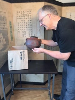 Japanese Fine Hand Cast Garden and Bridge Tea Pot Chagama Immediately Usable