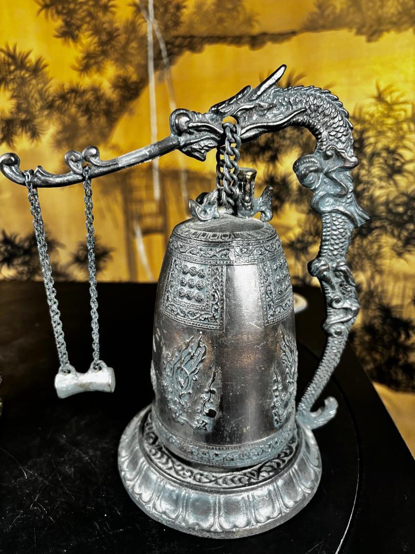 Cast Japanese Fine Pair Older Dragon Bells Resonate Beautiful Serene Sounds