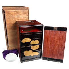 Vintage Japanese Fine Black Gold Lacquer Bento Box 
