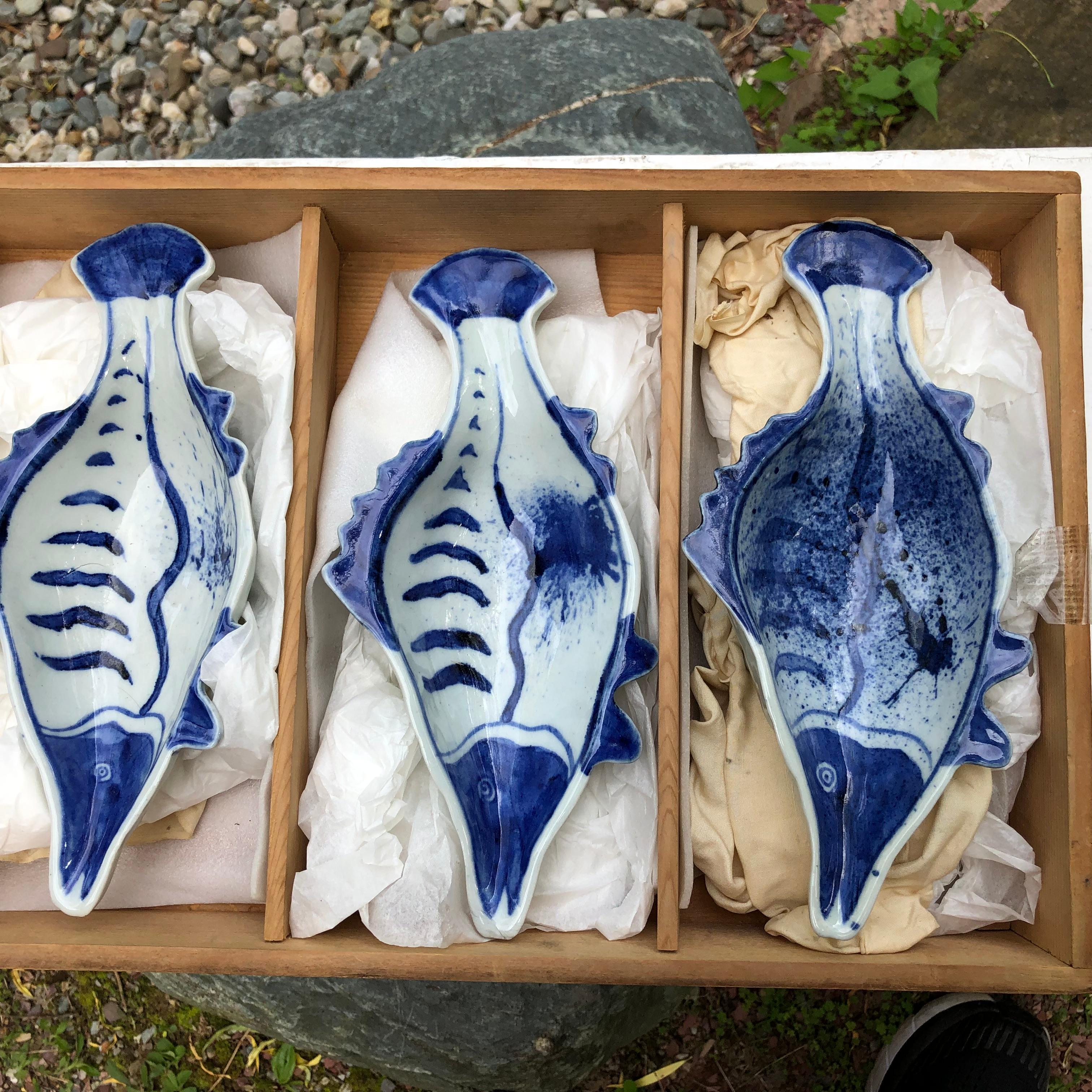 Japanese Five Hand Painted Blue and White Fish Plates  5
