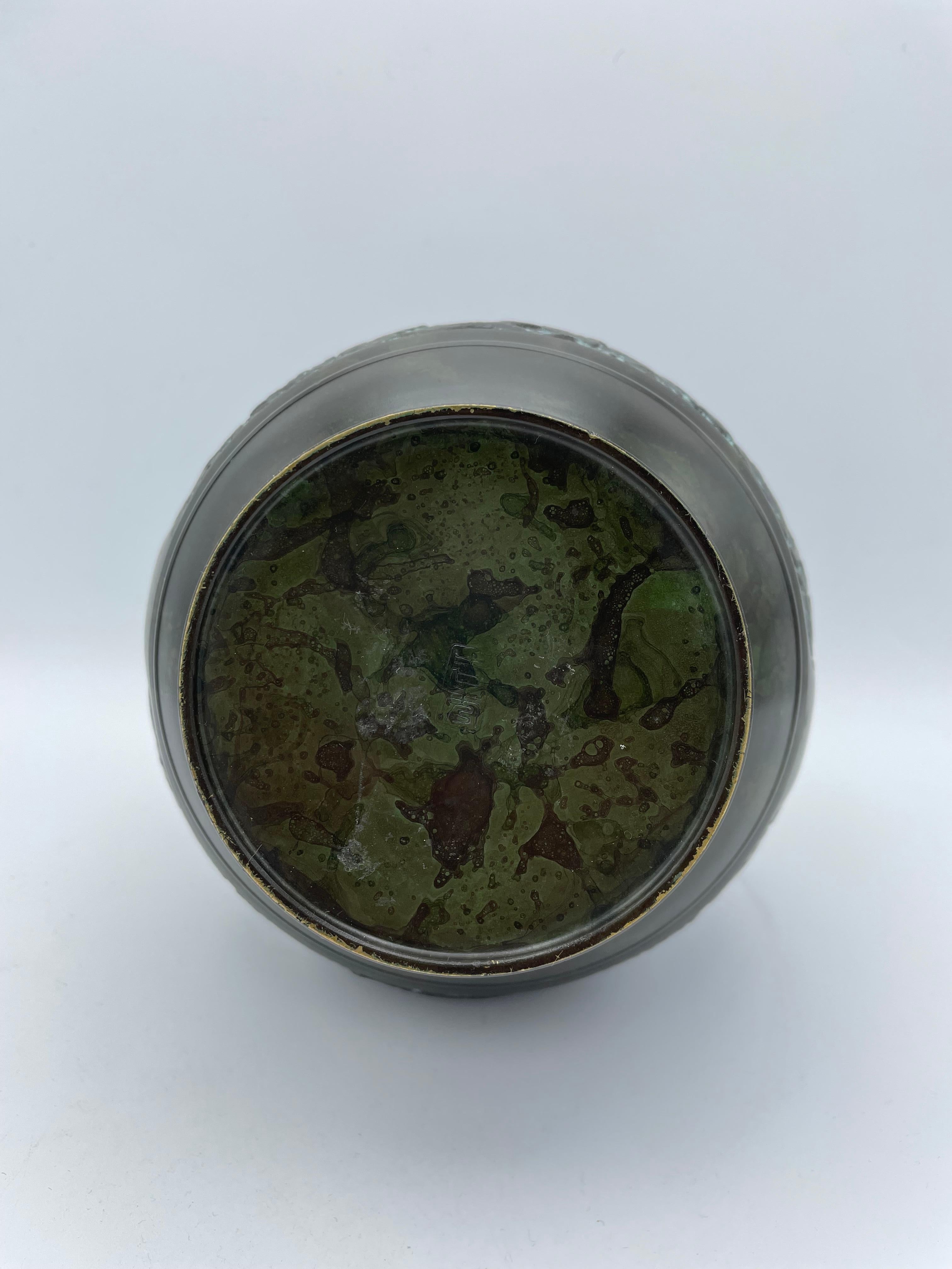 Florero japonés Takaoka Seido Bronce, años 30 en venta 7