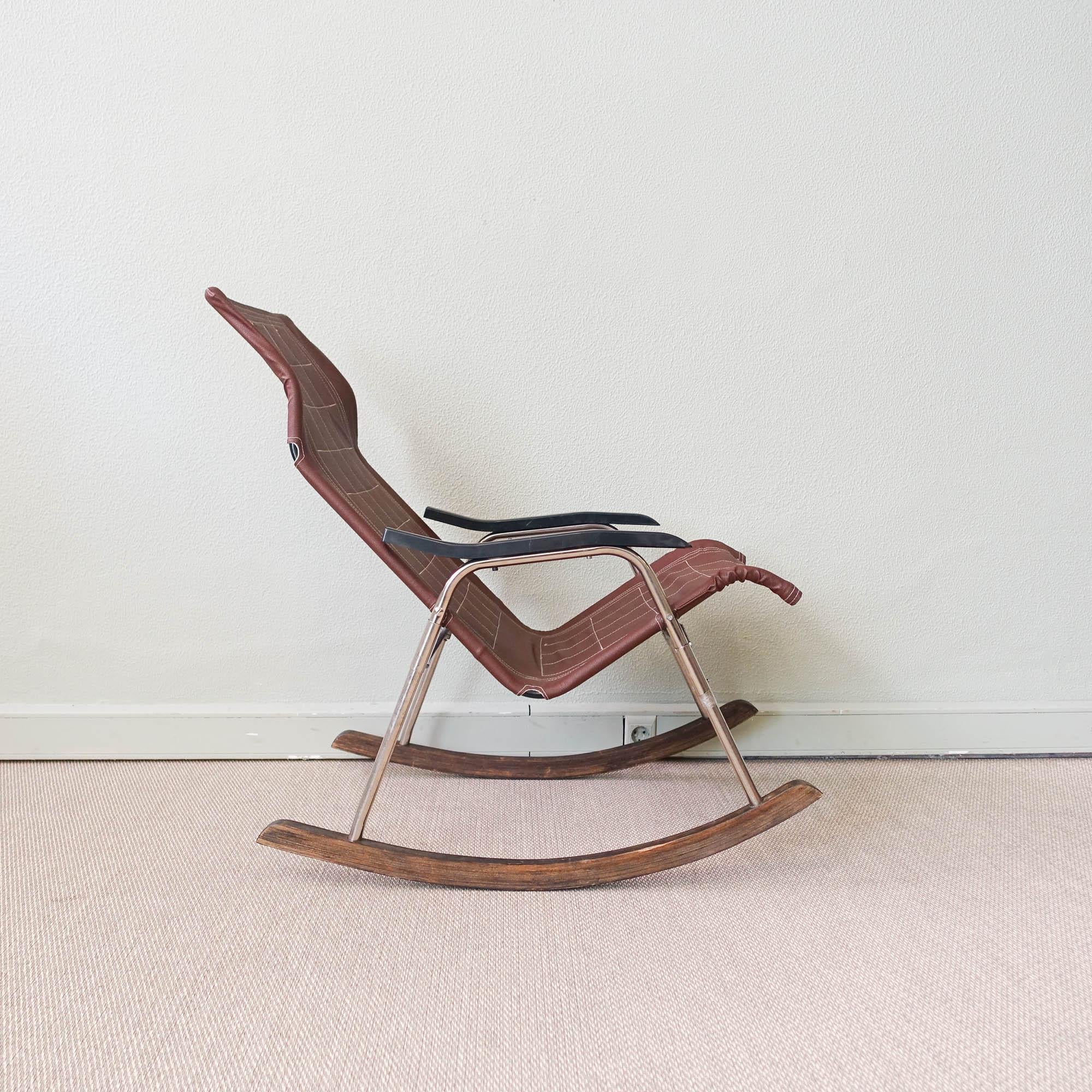 Mid-Century Modern Japanese Foldable Rocking Chair by Takeshi Nii, 1950's For Sale
